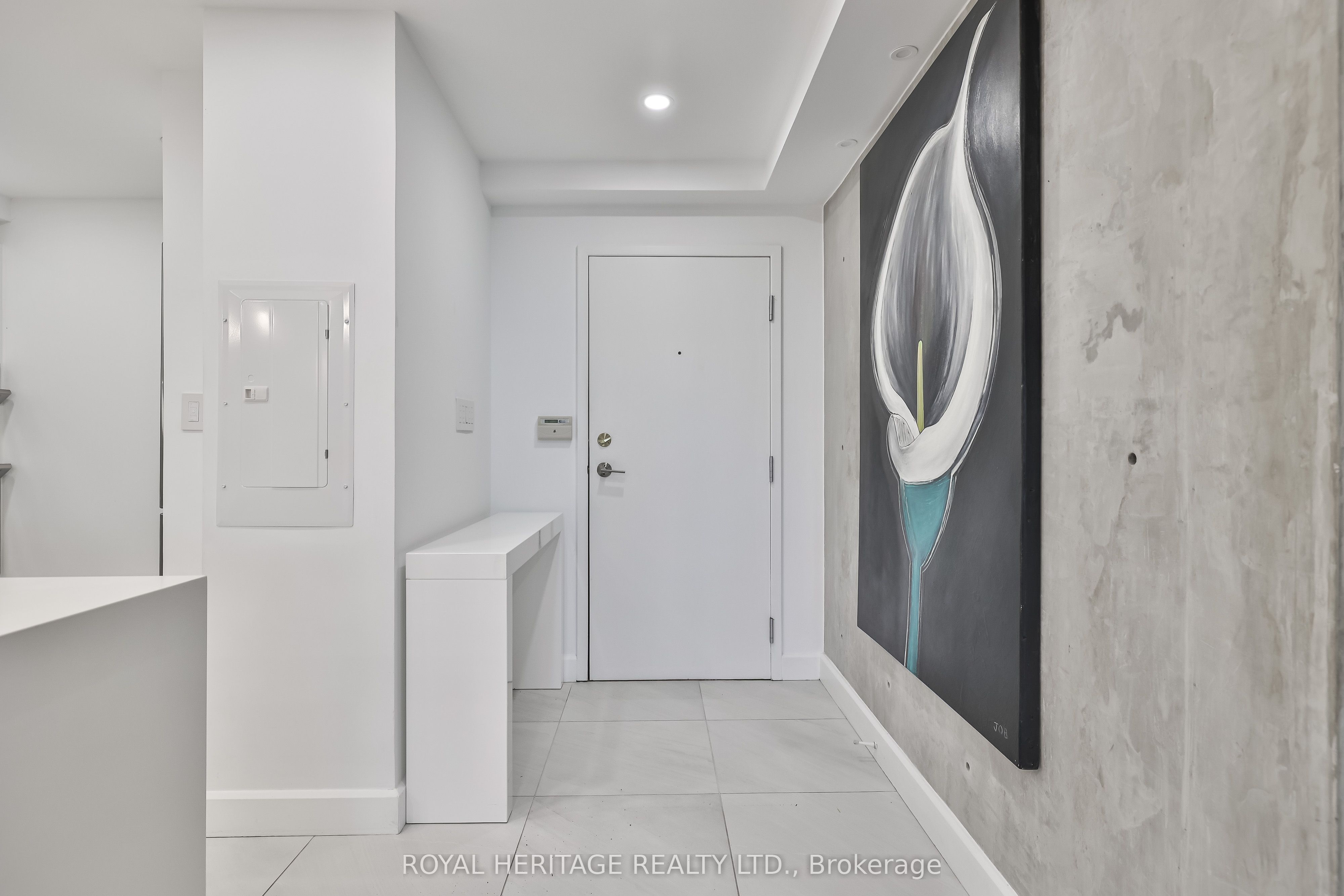 10 Torresdale Avenue 801 Property Photo 2
