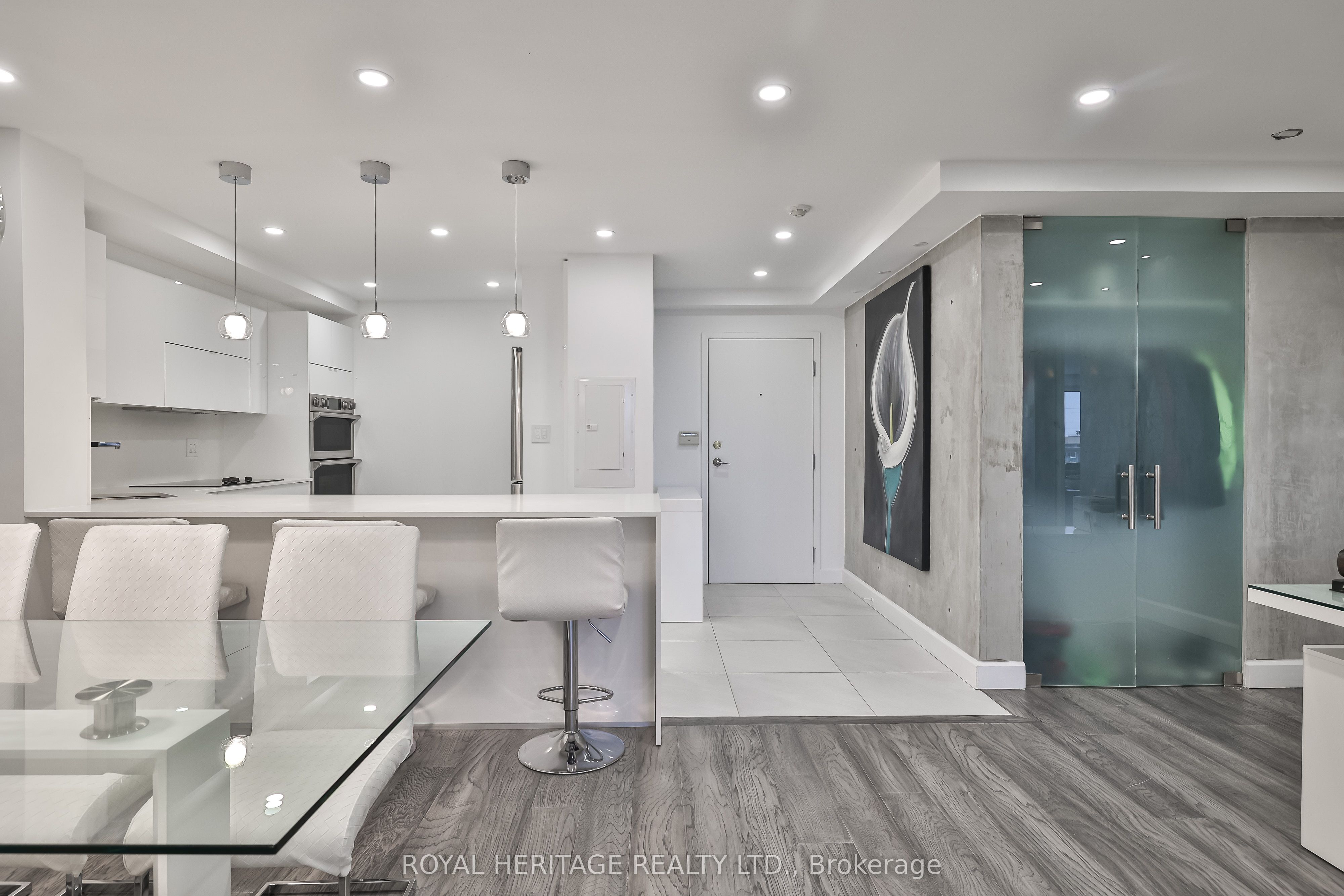 10 Torresdale Avenue 801 Property Photo 4