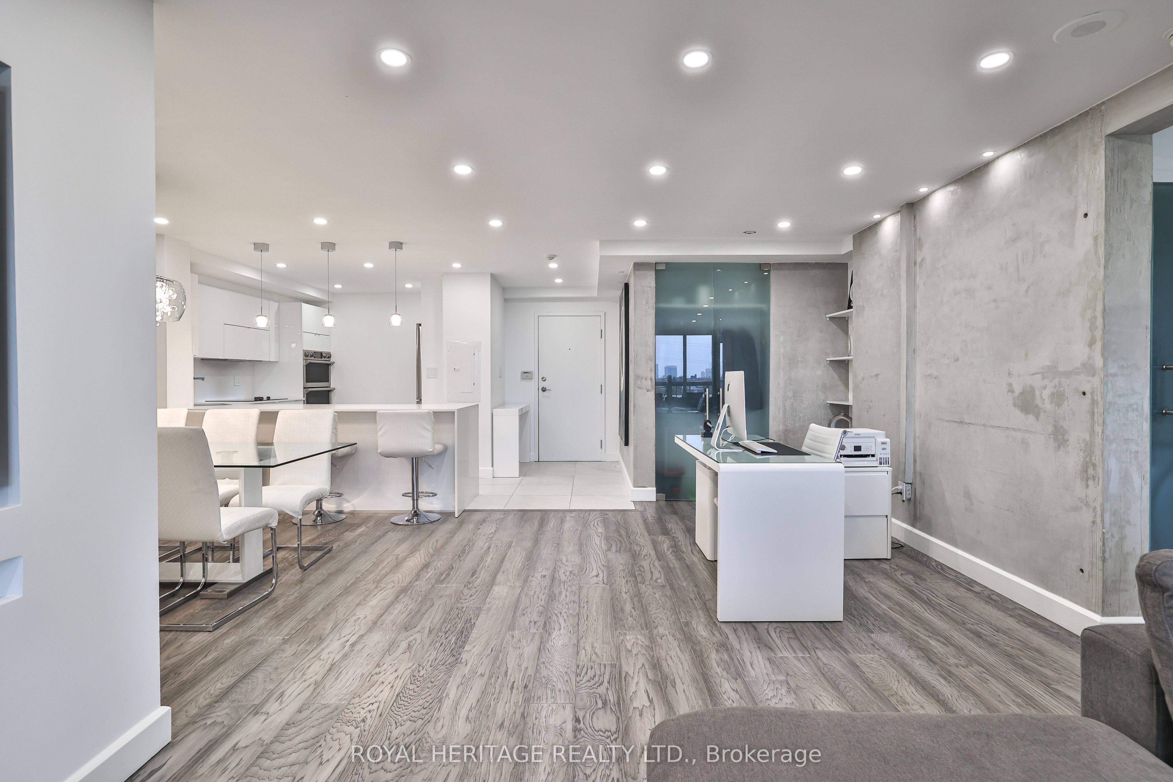 10 Torresdale Avenue 801 Property Photo 16