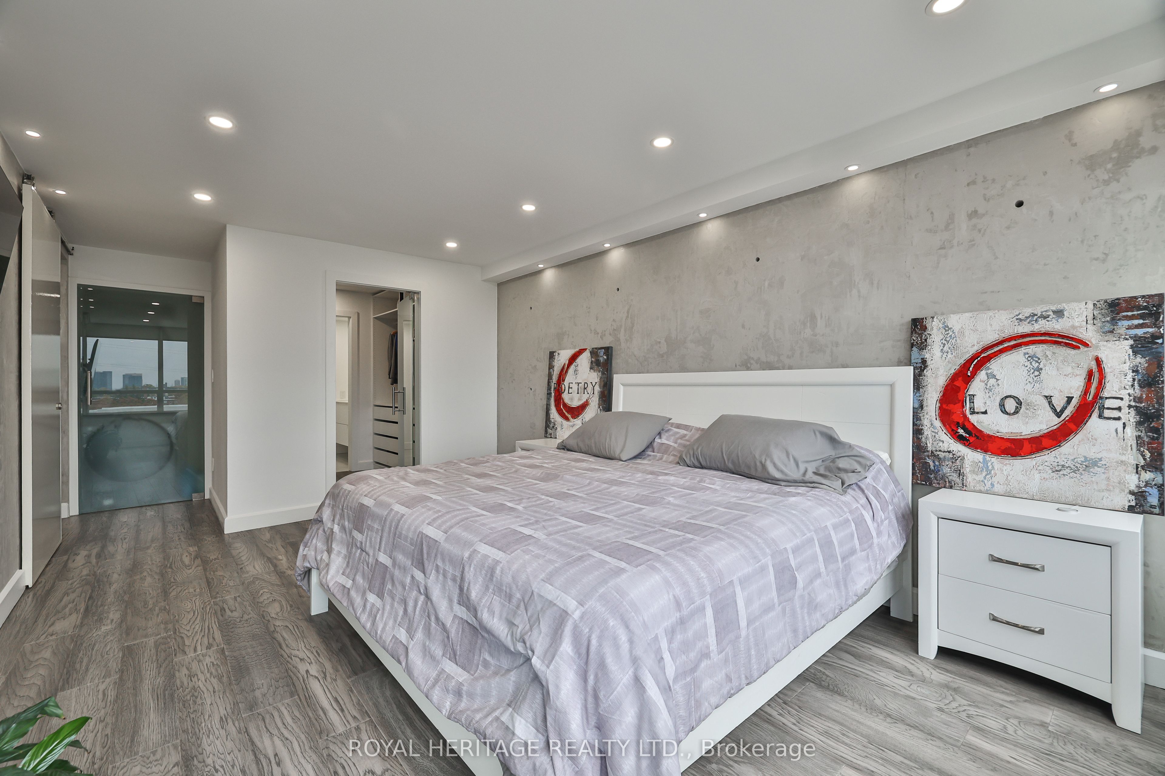 10 Torresdale Avenue 801 Property Photo 24