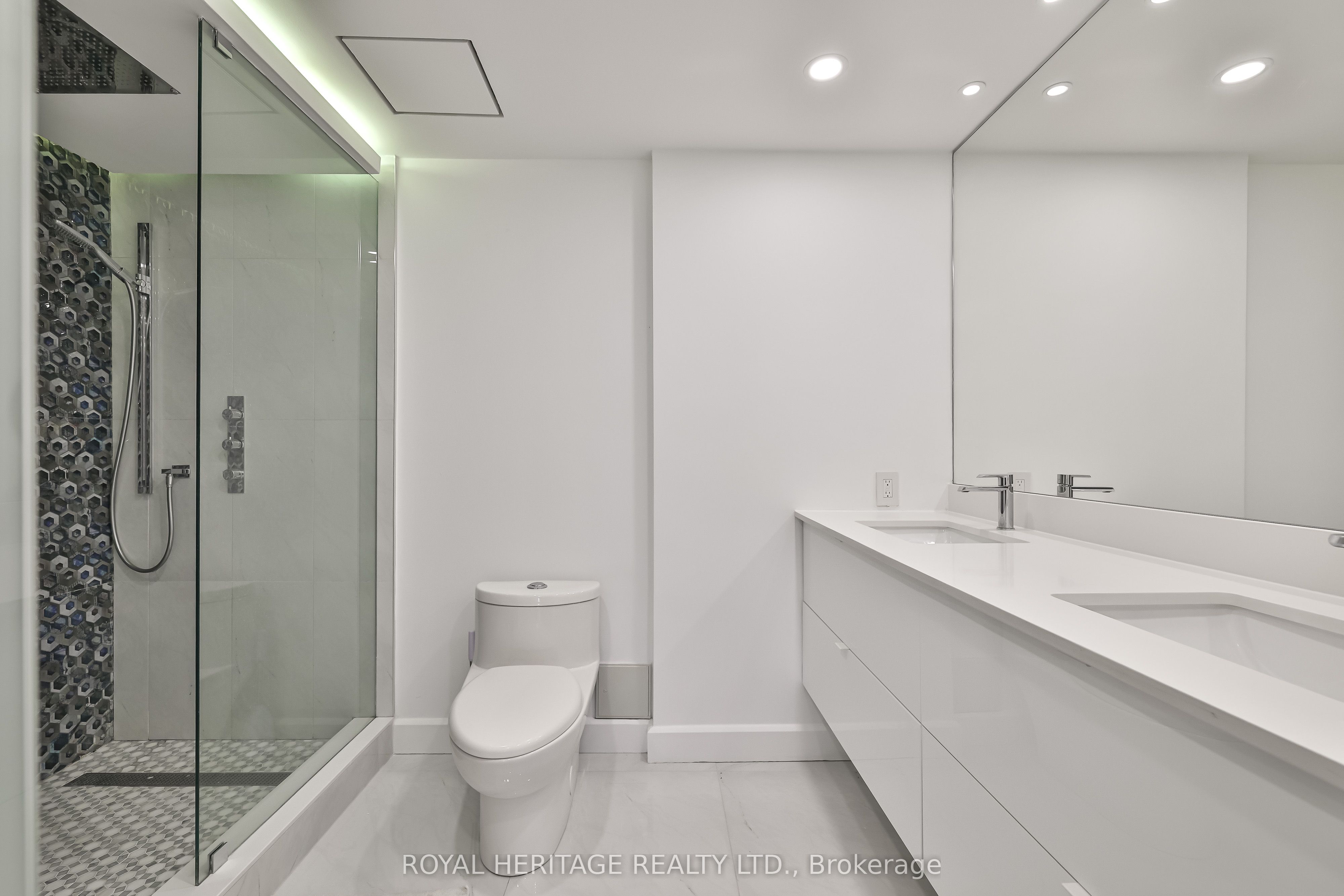 10 Torresdale Avenue 801 Property Photo 28
