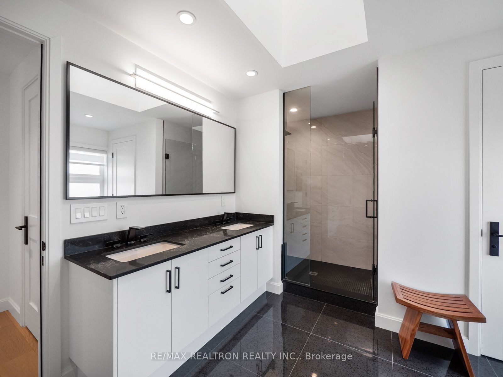 240 Maxwell Street Property Photo 19