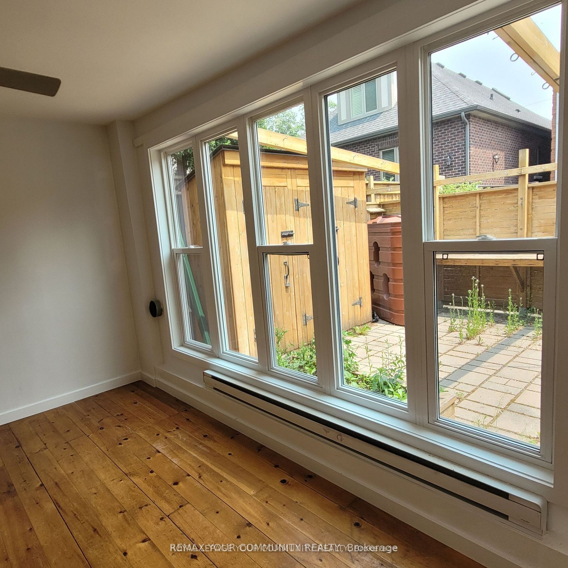 864 Millwood Road Studio Unit Property Photo 4