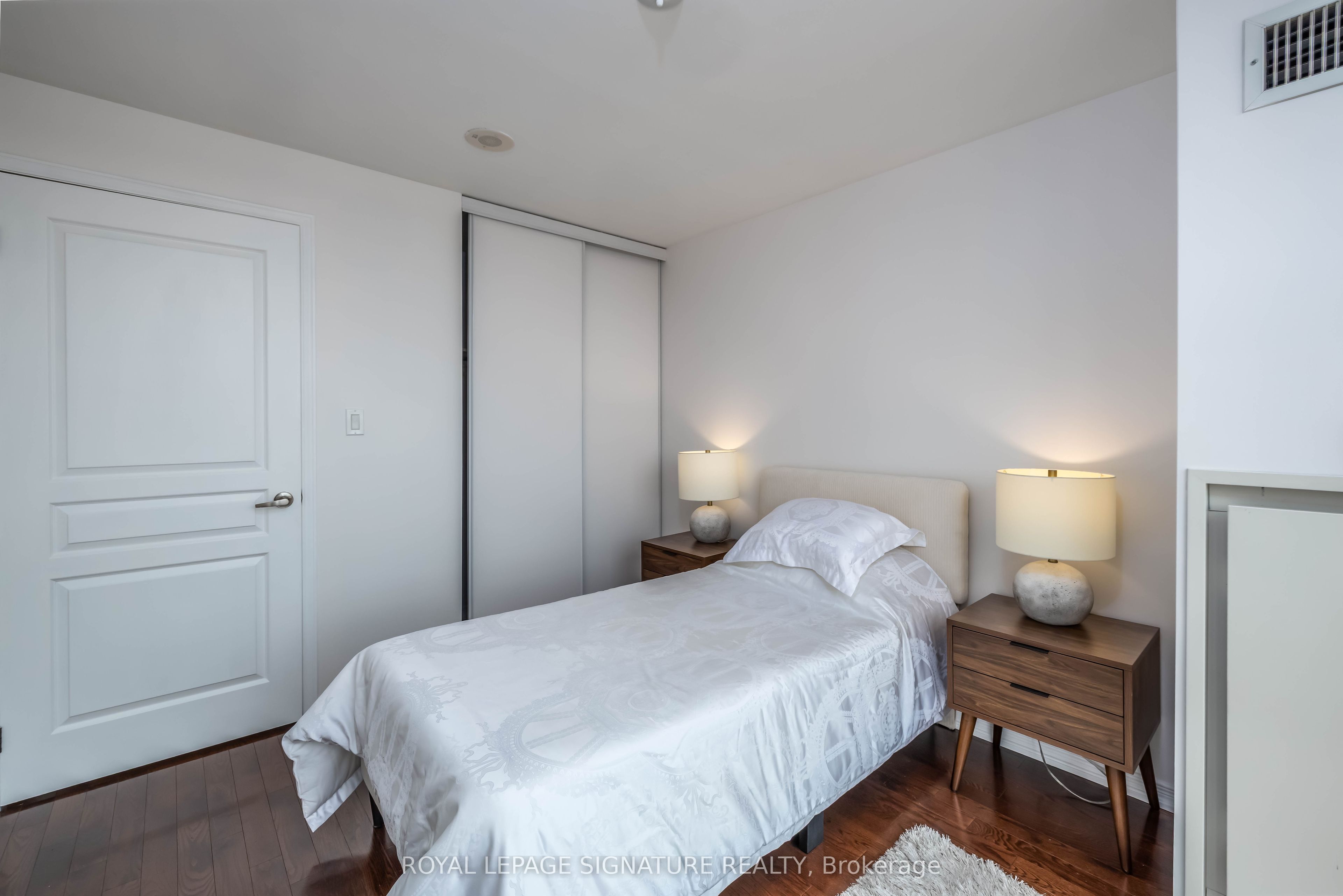 308 Palmerston Avenue Ph07 Property Photo 16
