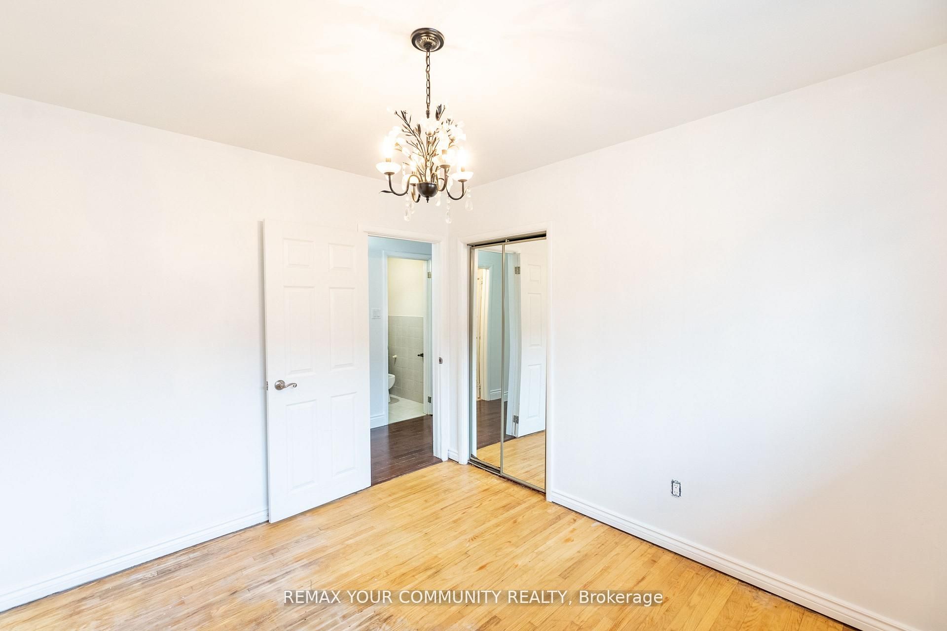 32 Marbury Crescent Main Property Photo 13