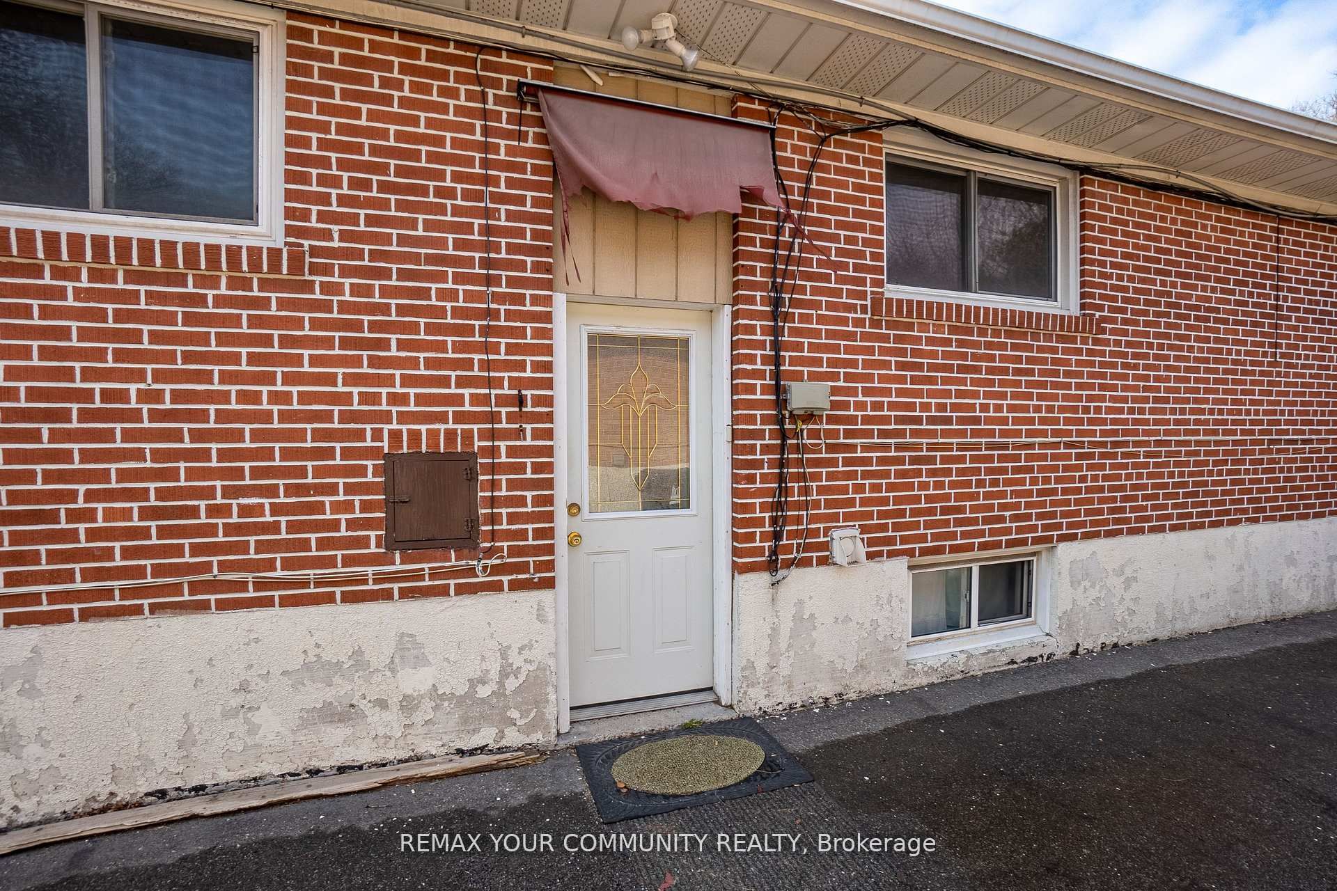 32 Marbury Crescent Main Property Photo 19