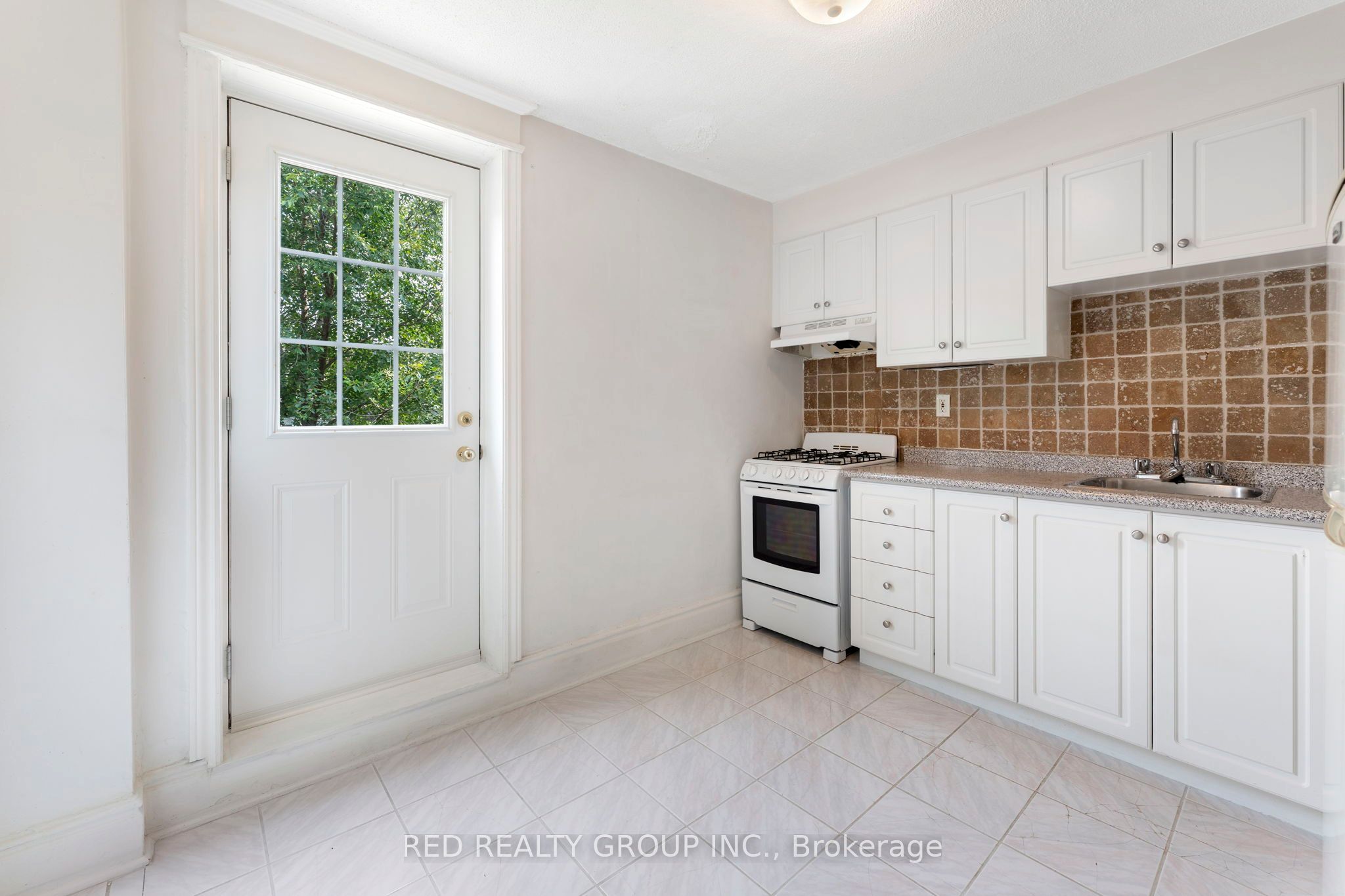 89 Beatrice Street Property Photo 17