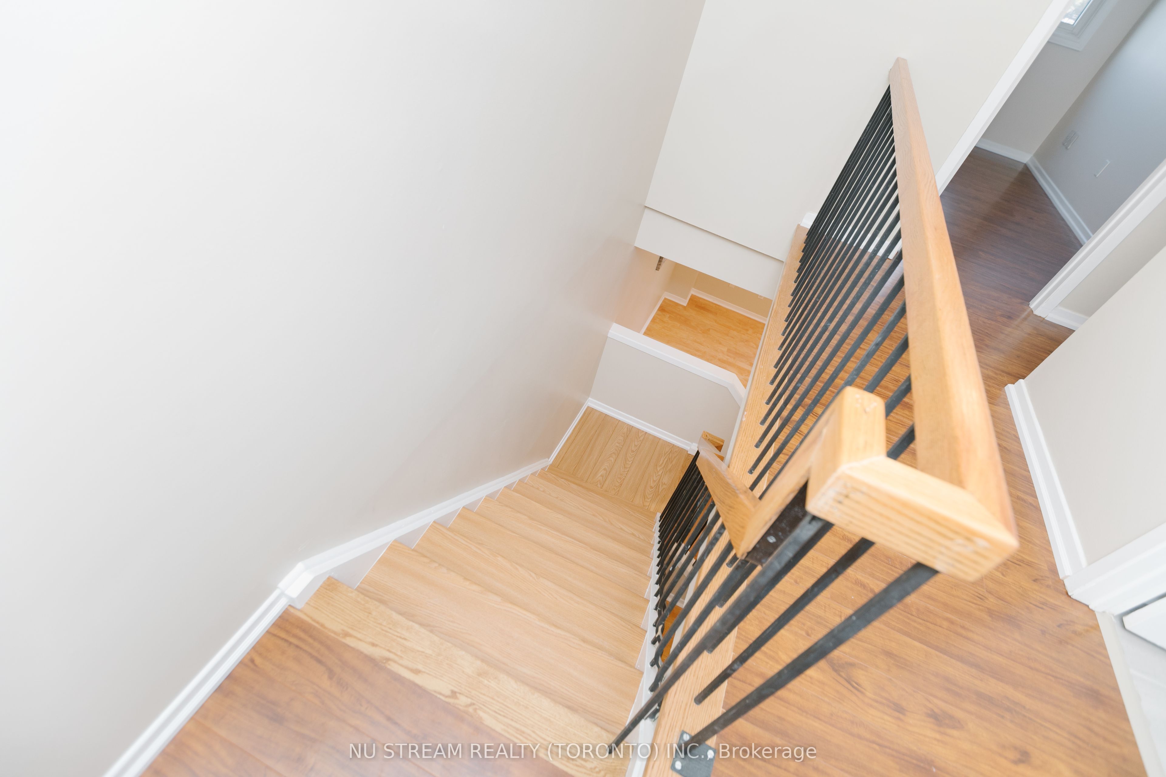 57 Gypsy Roseway Property Photo 7