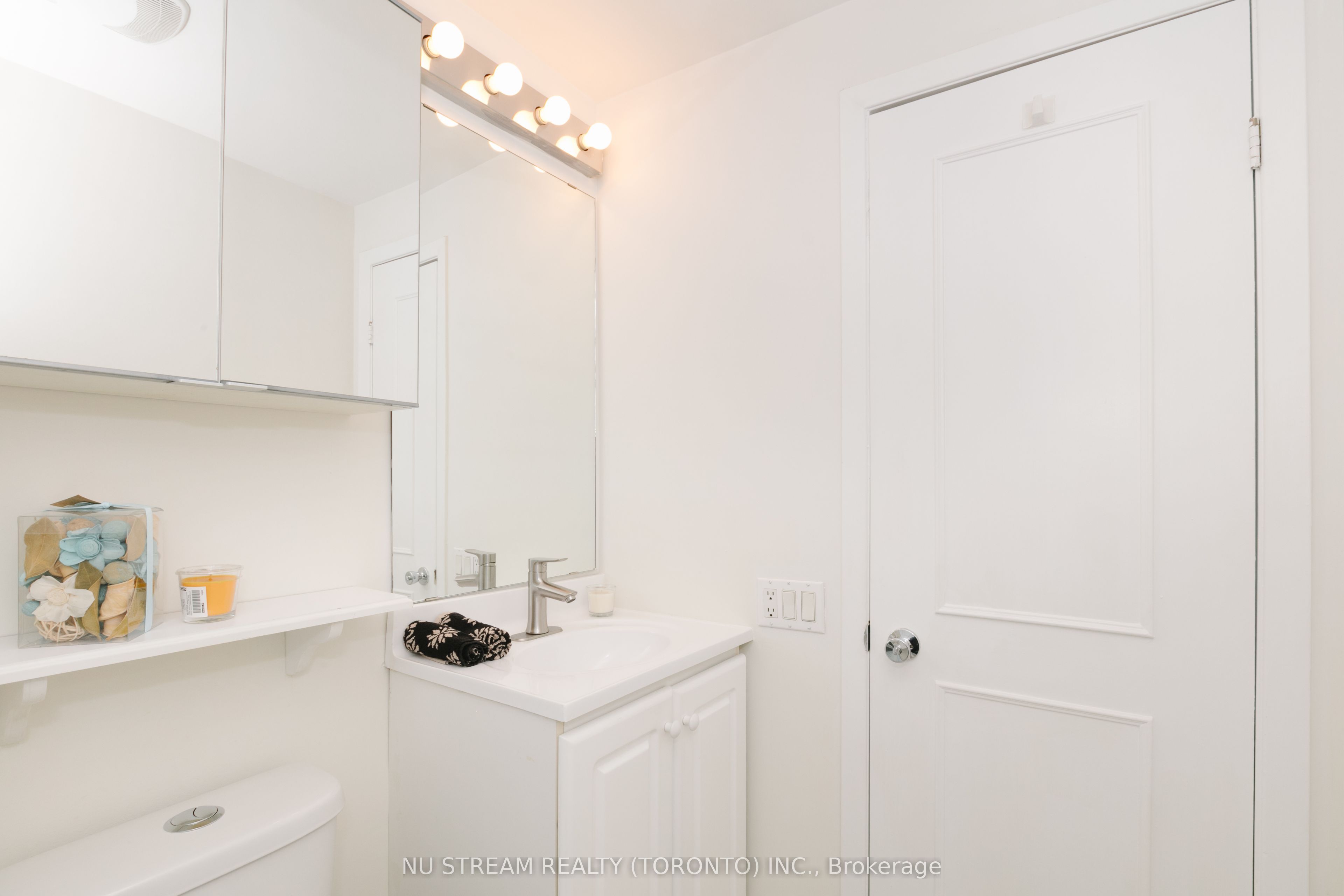 57 Gypsy Roseway Property Photo 10