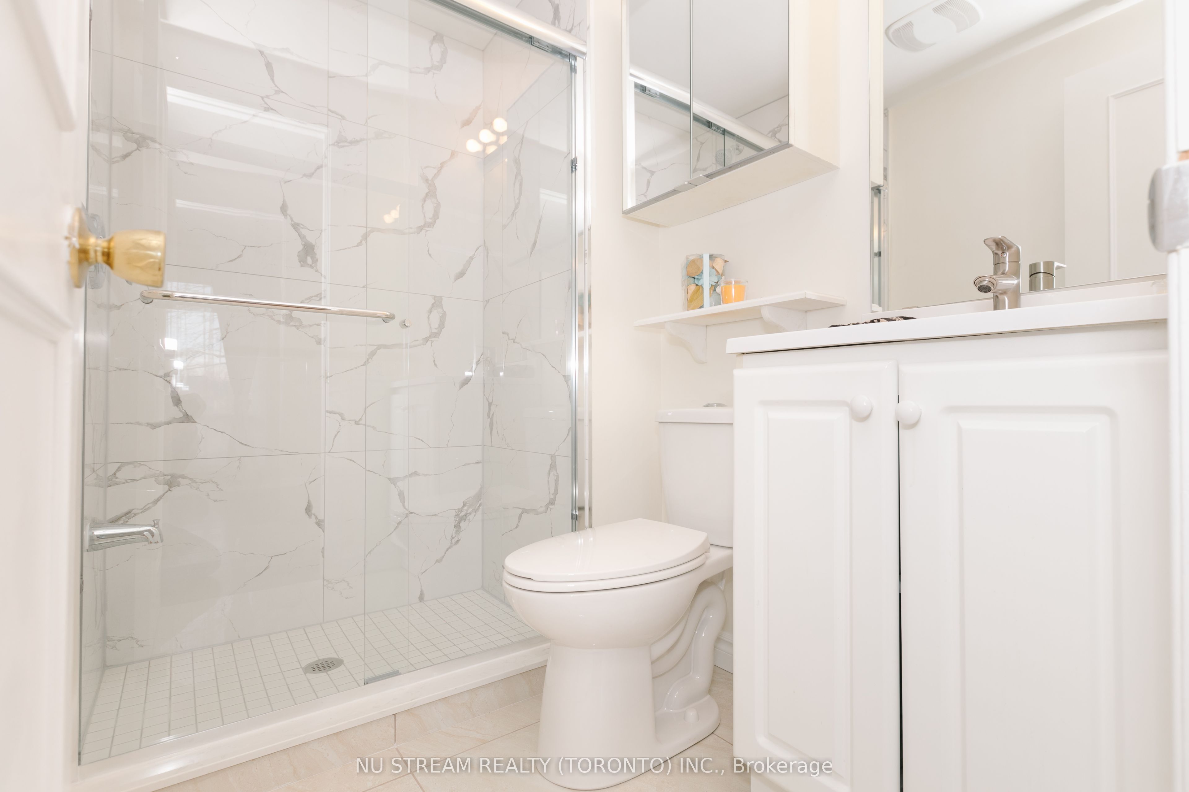 57 Gypsy Roseway Property Photo 13