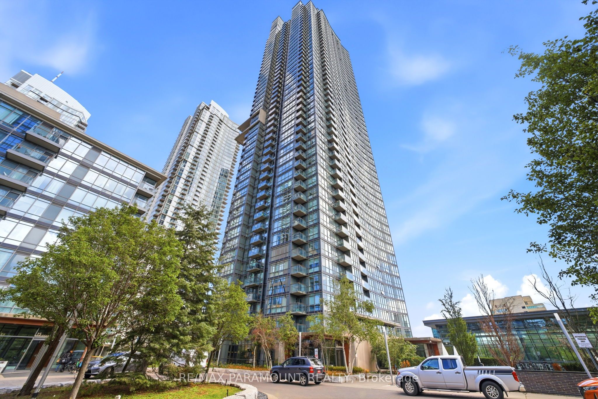 11 Brunel Court 215 Property Photo 1