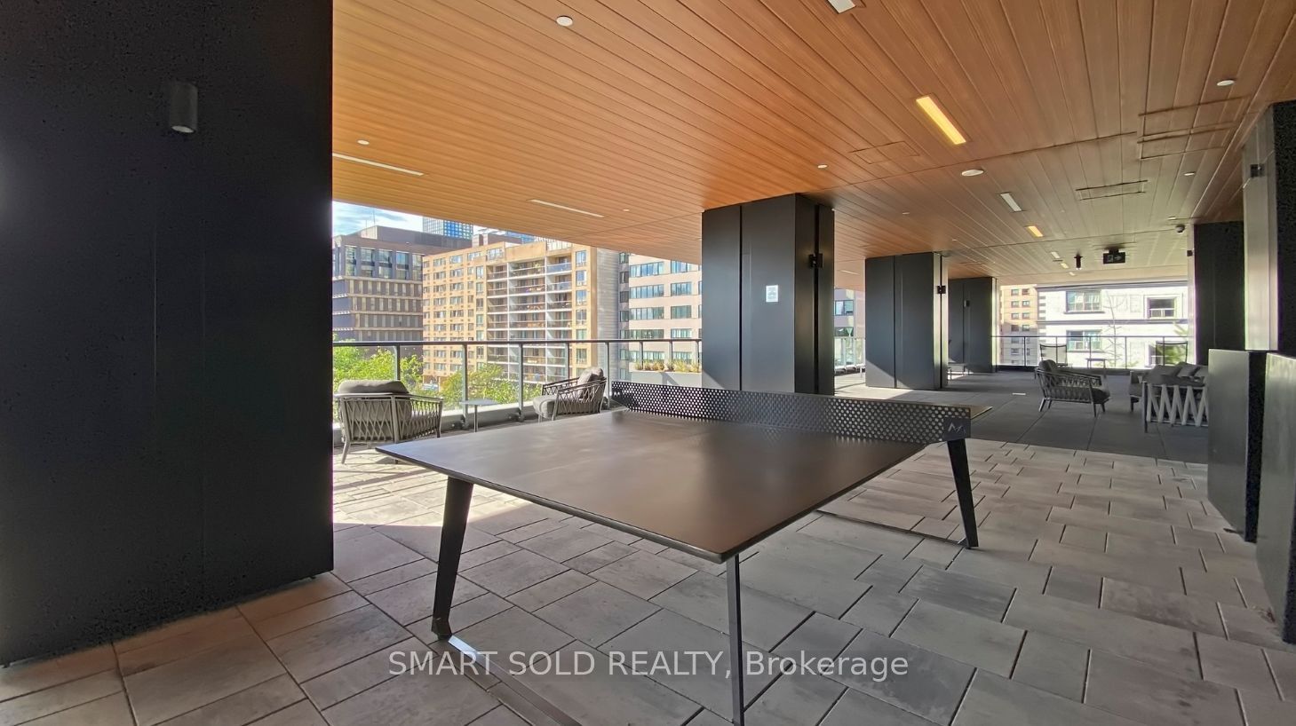 319 Jarvis Street 907 Property Photo 39