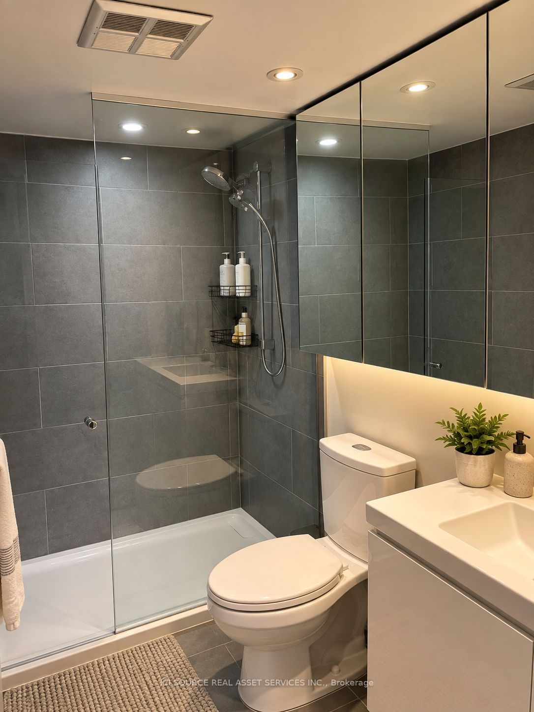 77 Maitland Place 1226 Property Photo 10
