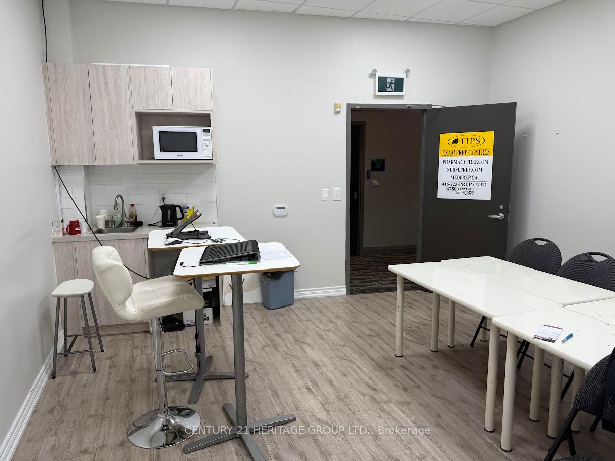 4750 Yonge Street 357 Property Photo 1