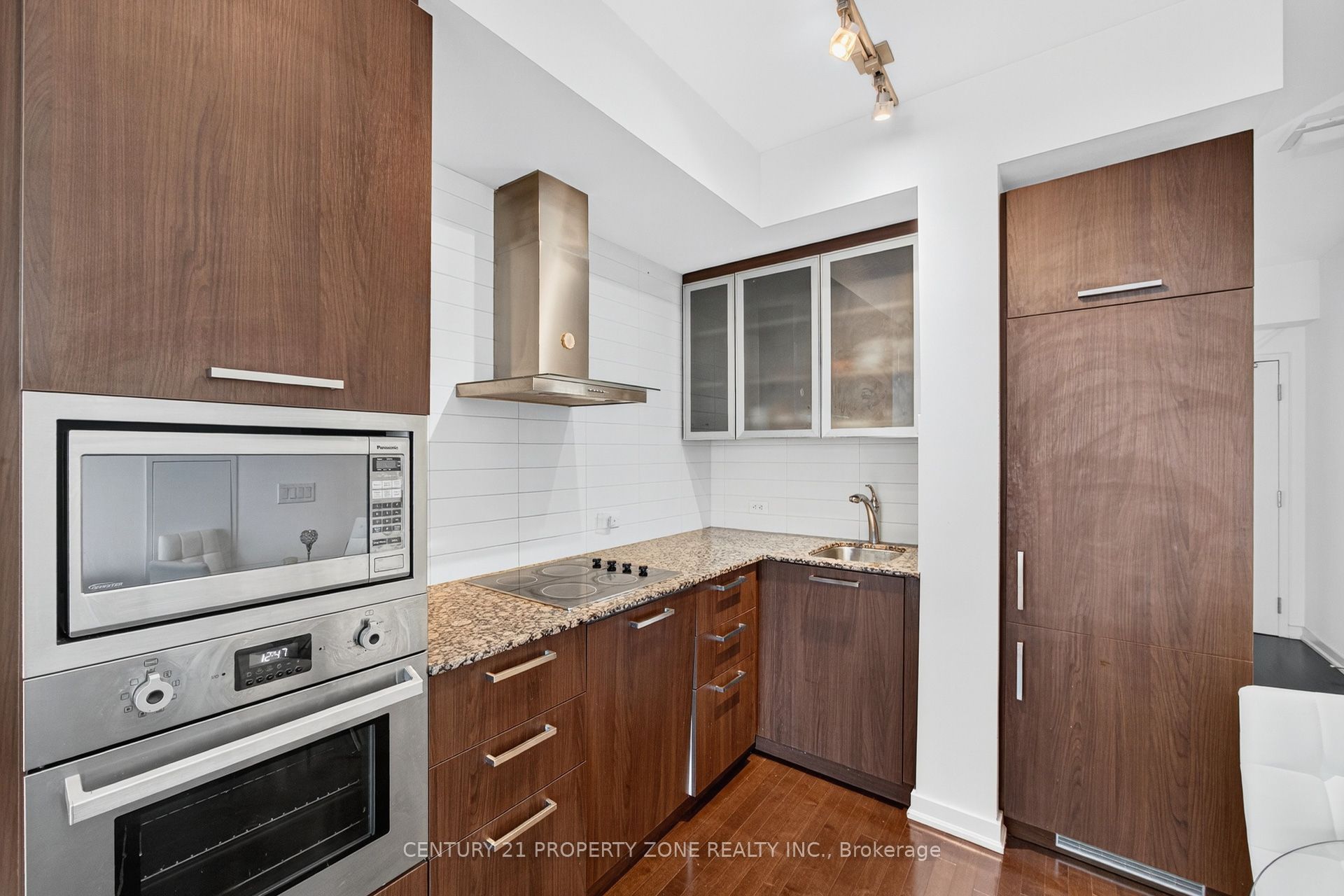 14 York Street 4409 Property Photo 17