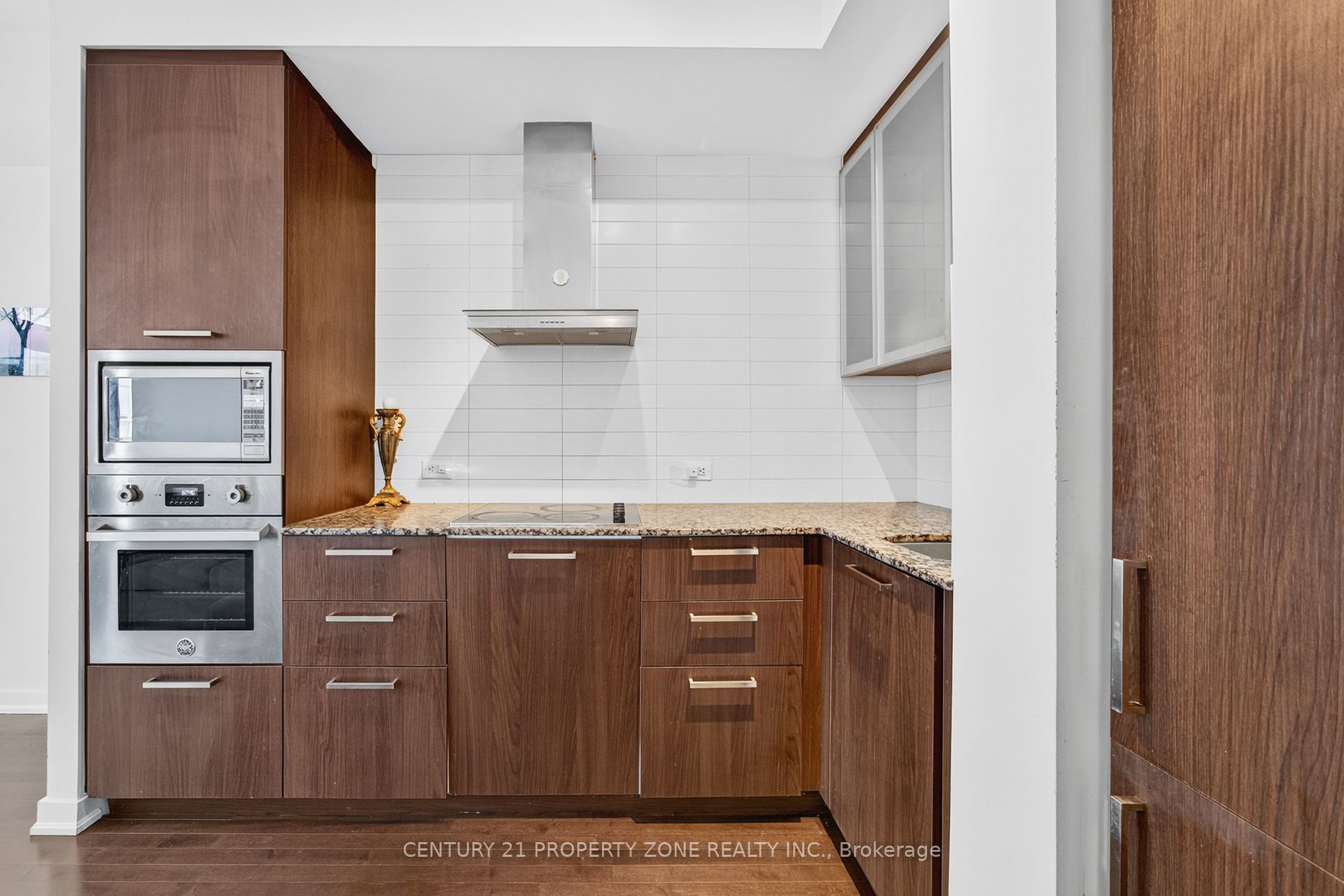 14 York Street 4409 Property Photo 18