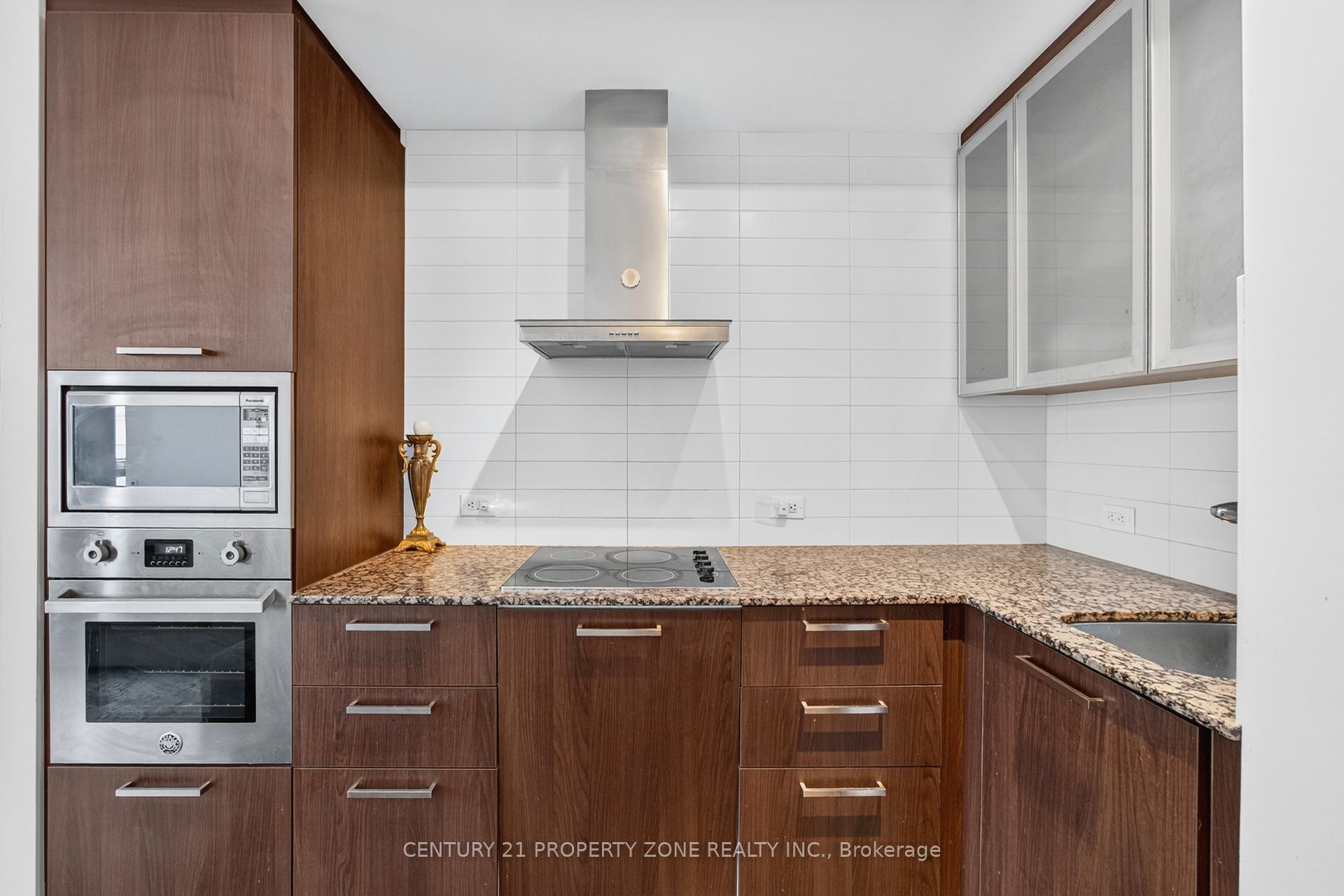 14 York Street 4409 Property Photo 21