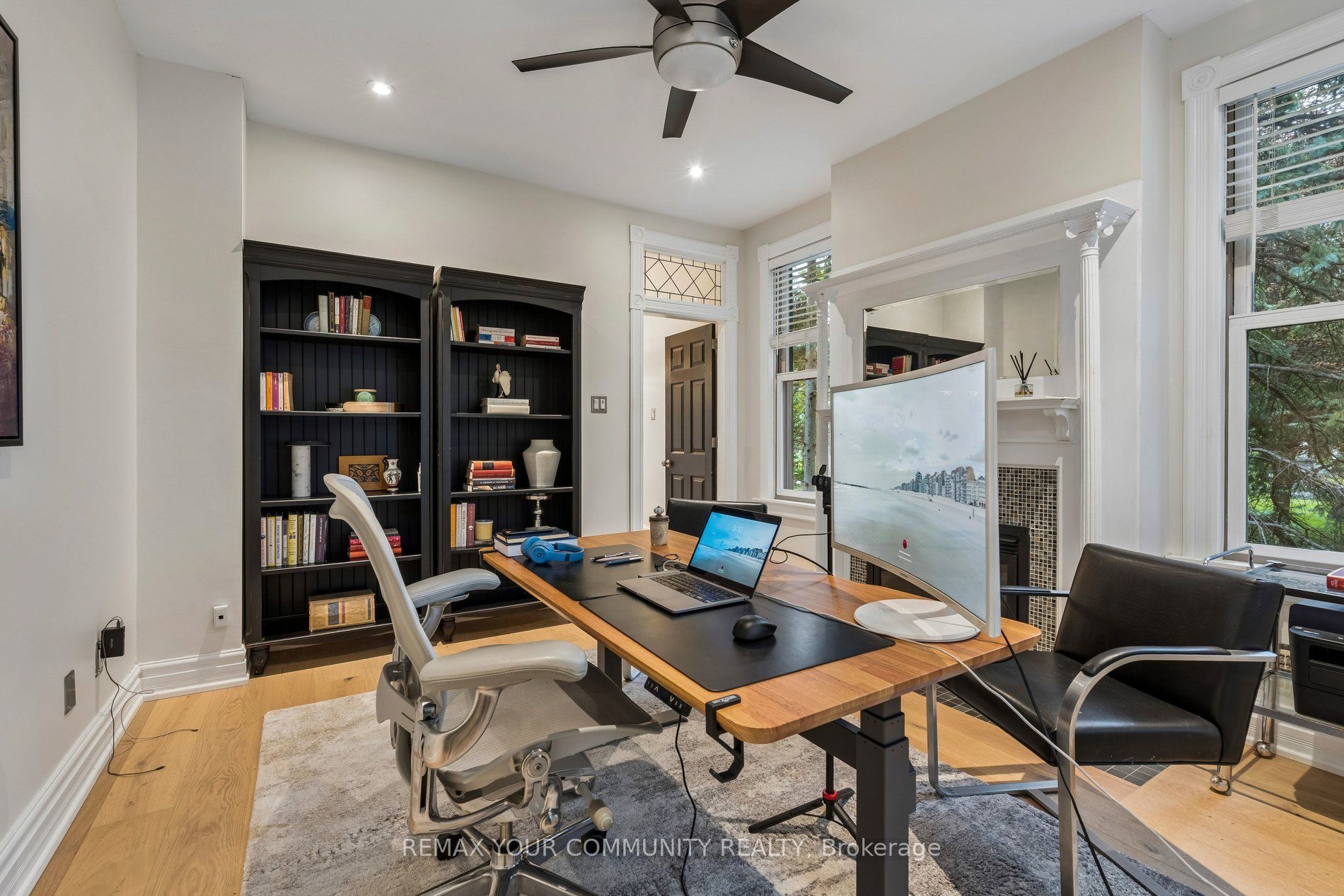 21 Laurier Avenue E Property Photo 24