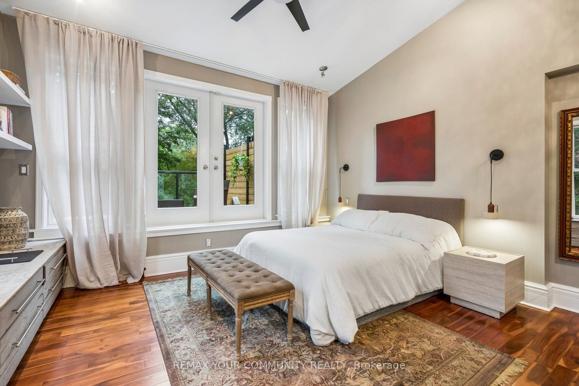 21 Laurier Avenue E Property Photo 32
