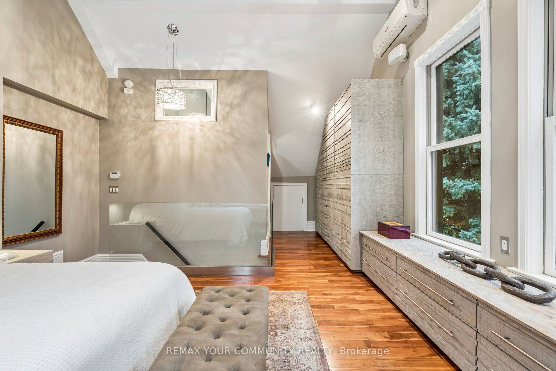 21 Laurier Avenue E Property Photo 35