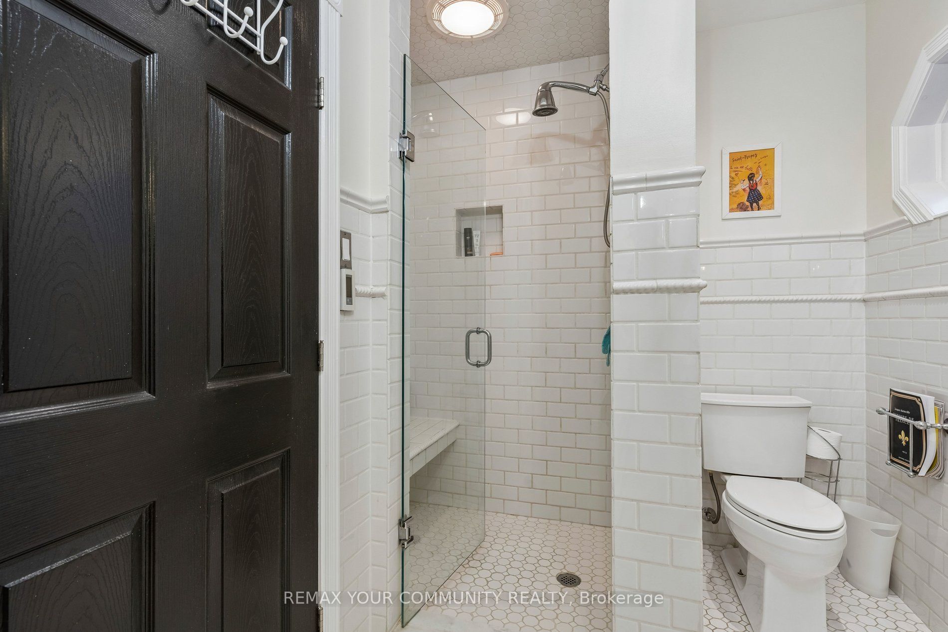 21 Laurier Avenue E Property Photo 41