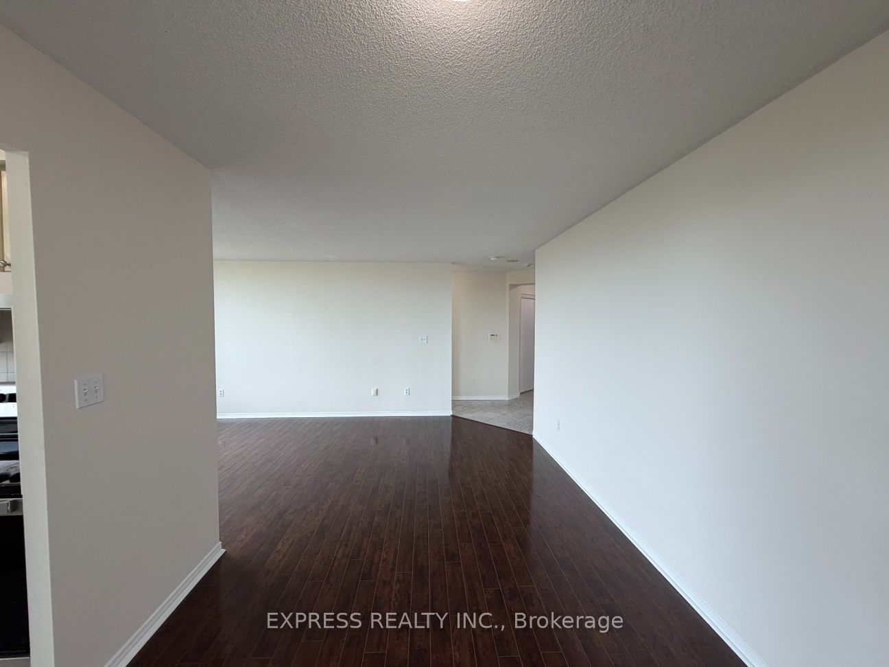 39 Pemberton Avenue 607 Property Photo 5