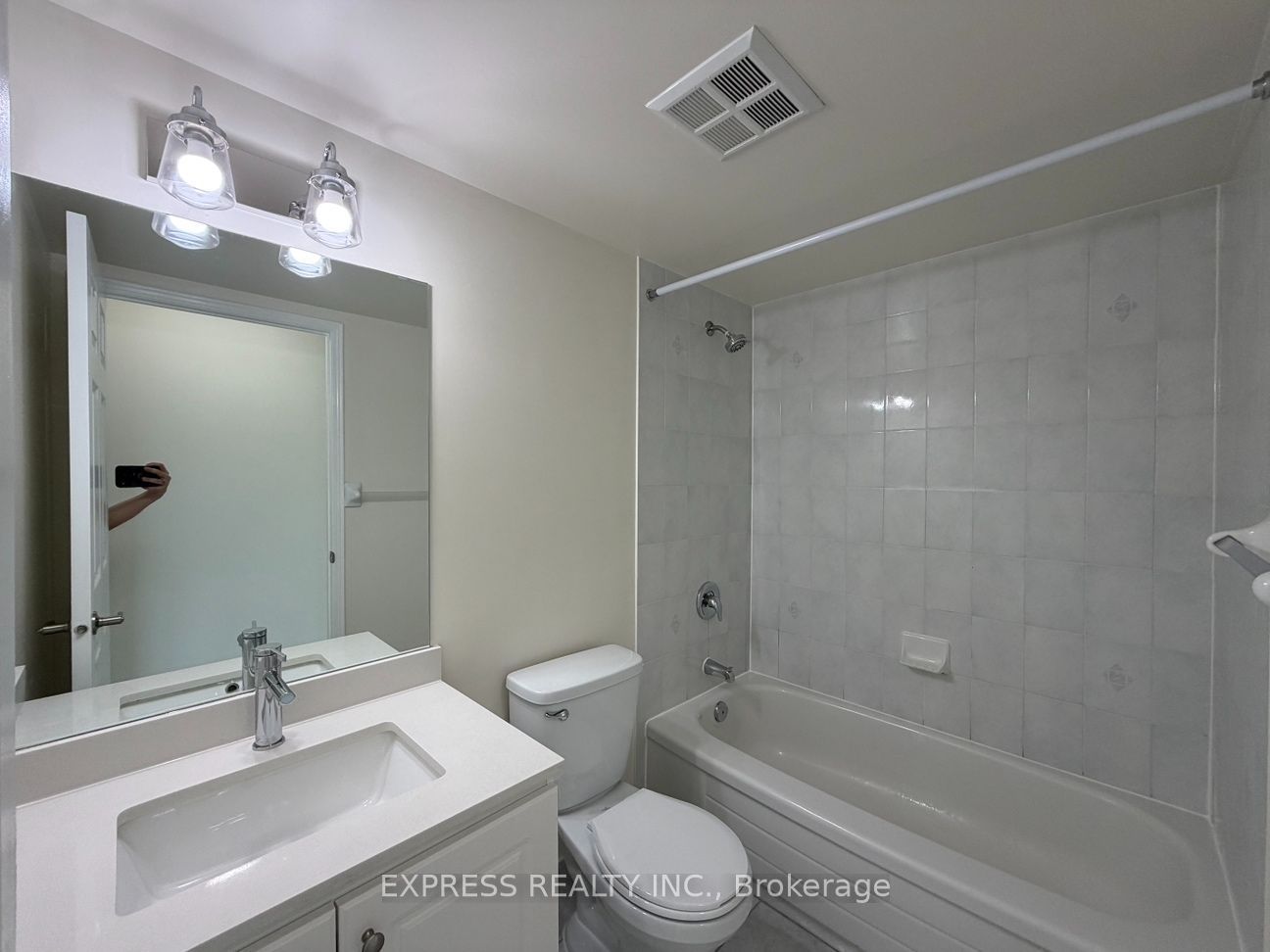 39 Pemberton Avenue 607 Property Photo 13