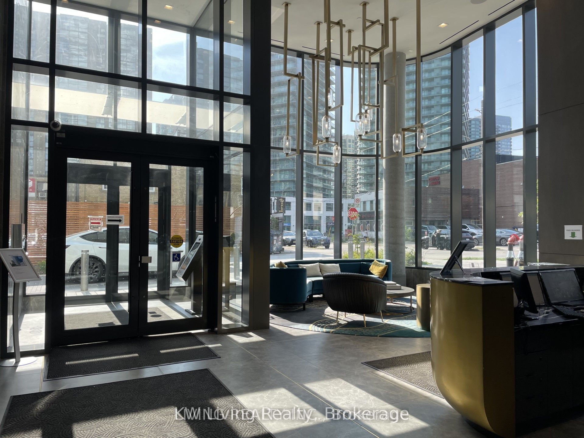 15 Holmes Avenue 706 Property Photo 16