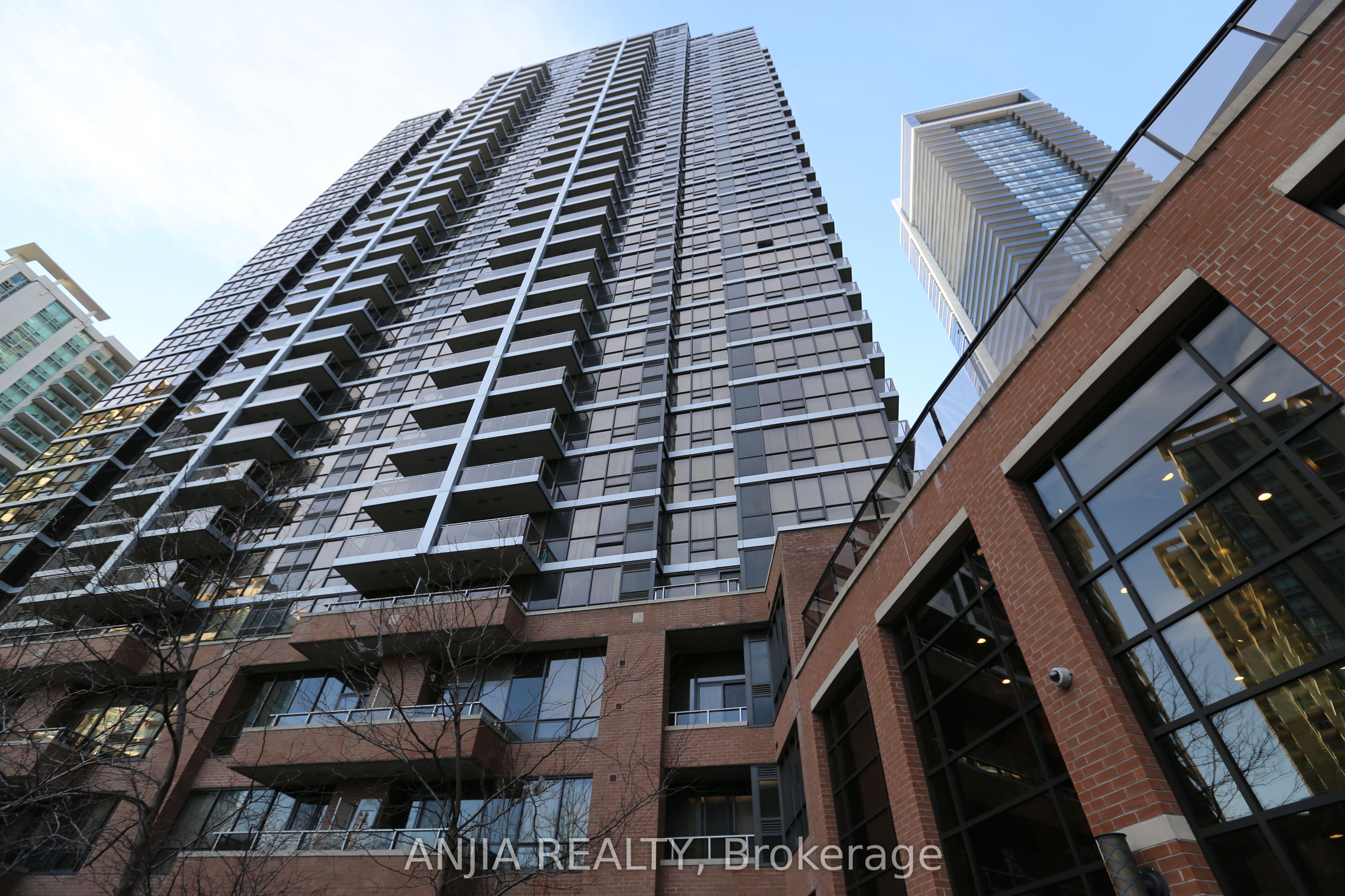 33 Sheppard Avenue E 2210 Property Photo 1