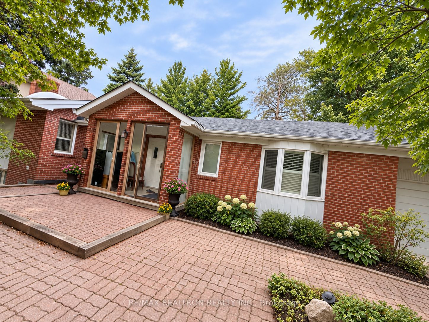 97 Estelle Avenue Property Photo 1