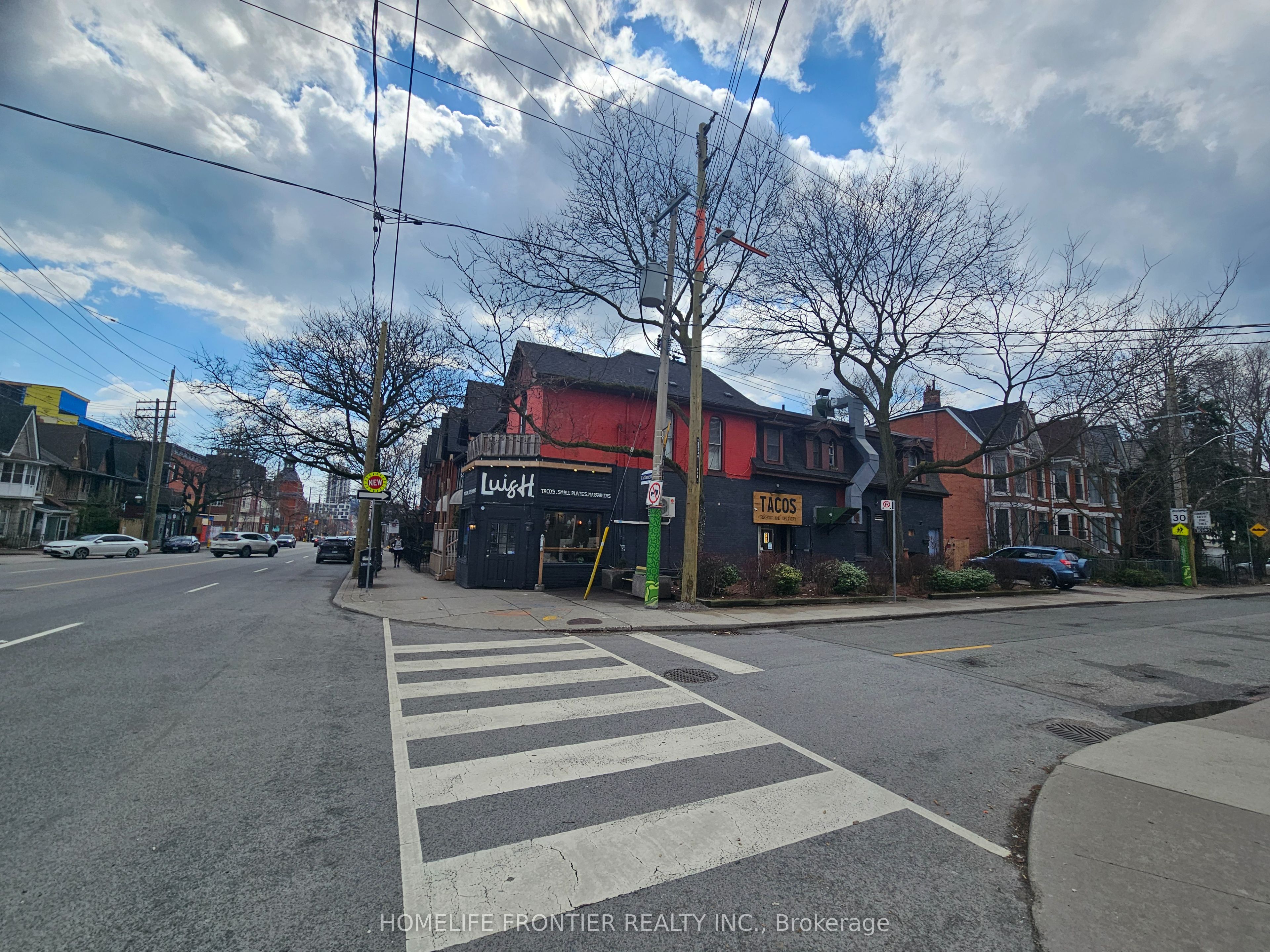 556 Parliament Street Property Photo 6