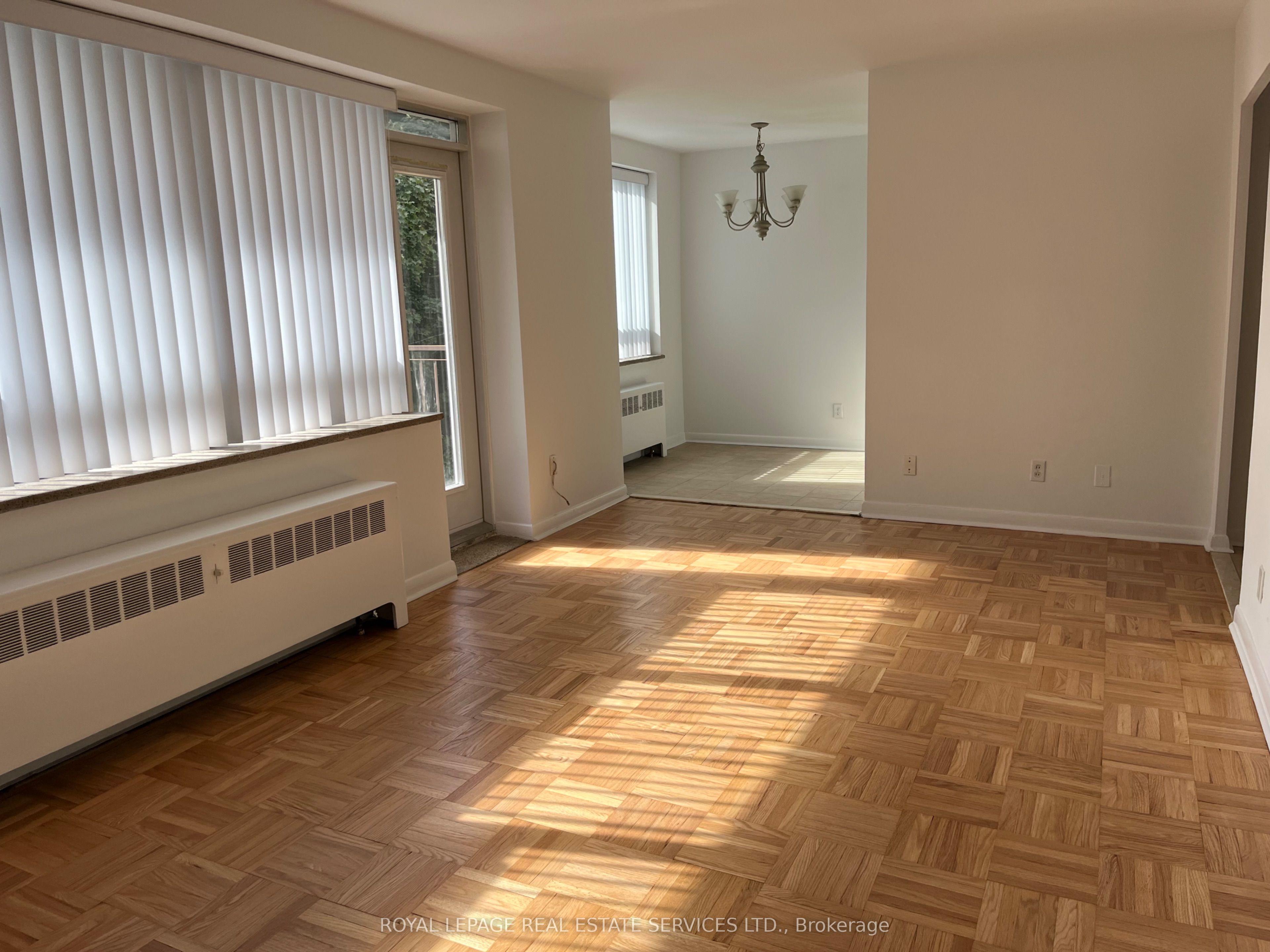 219 Wilson Avenue 403 Property Photo 2