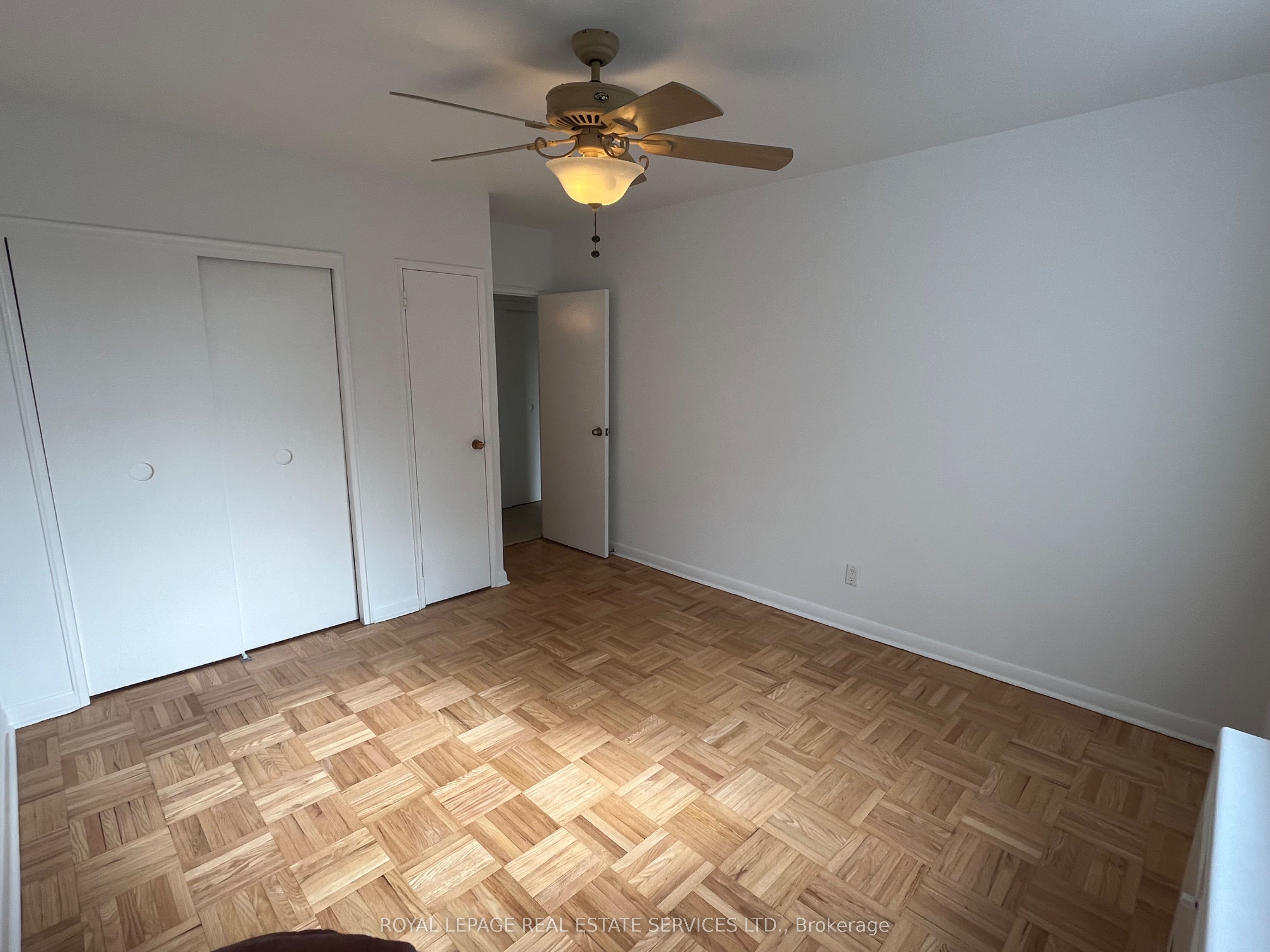219 Wilson Avenue 403 Property Photo 6