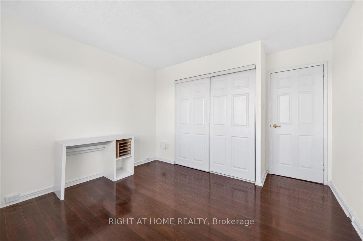 100 Leeward Glenway 708 Property Photo 20
