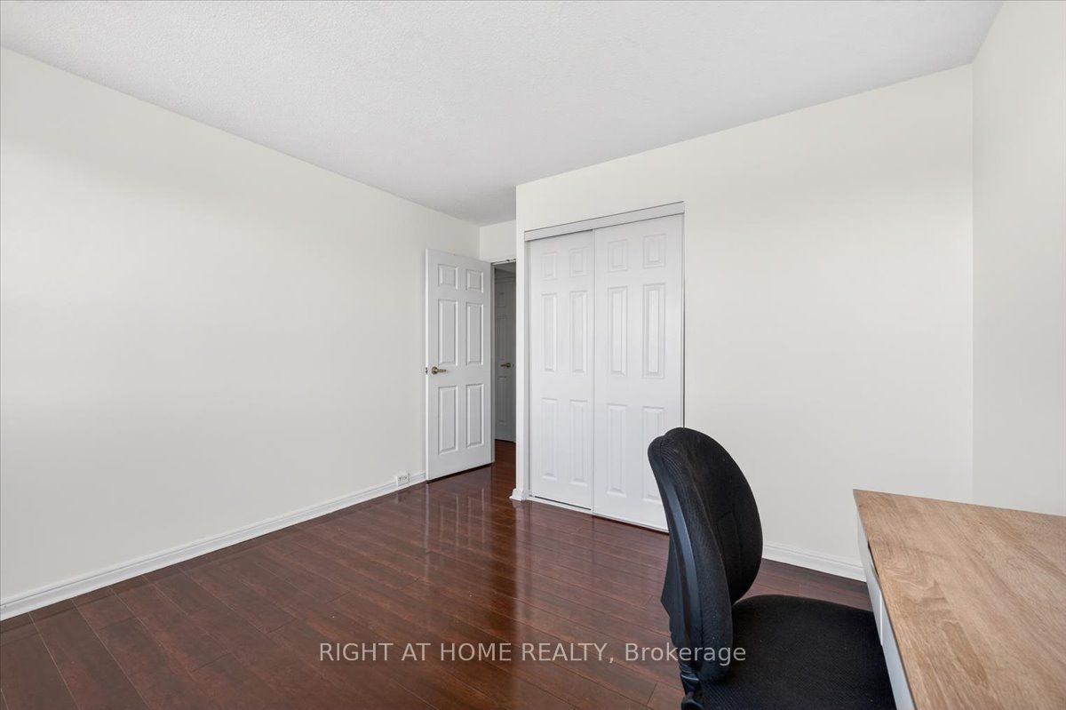 100 Leeward Glenway 708 Property Photo 22