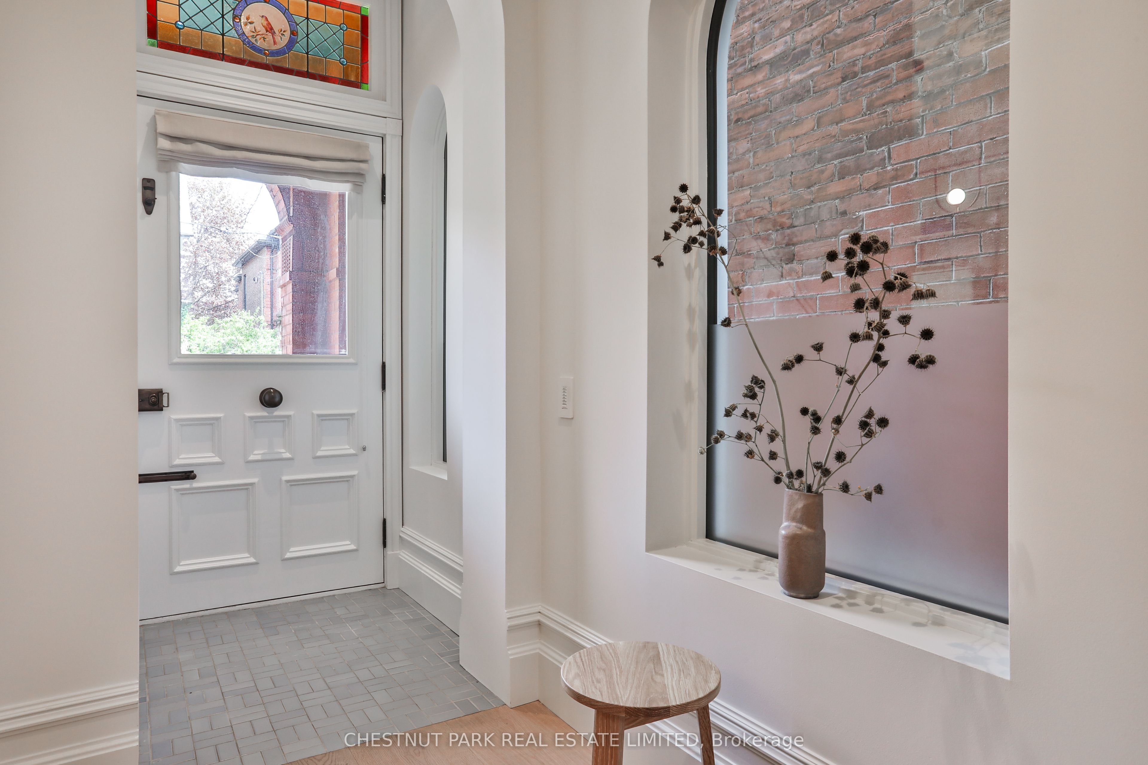 424 Euclid Avenue Property Photo 2