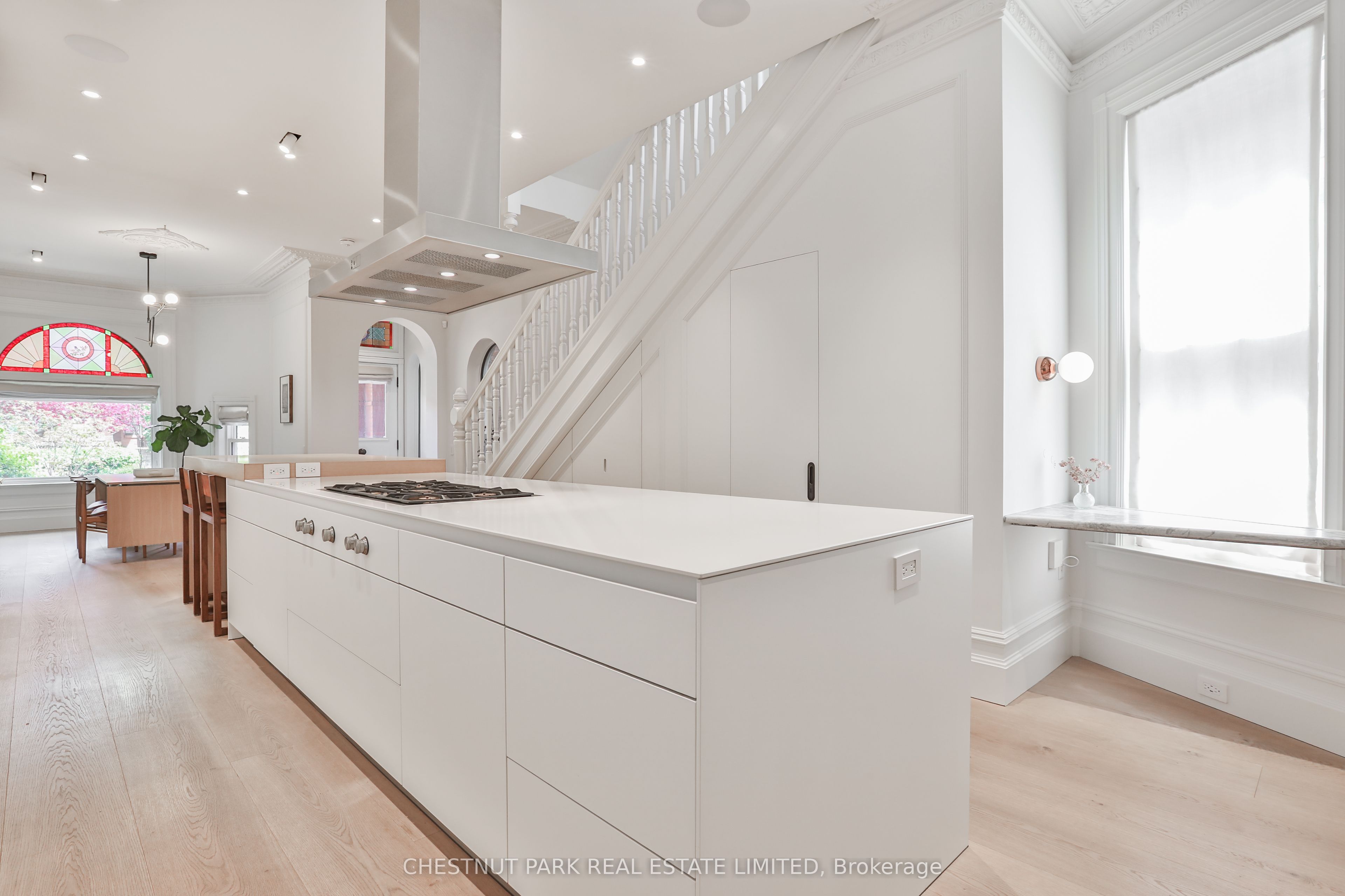 424 Euclid Avenue Property Photo 11
