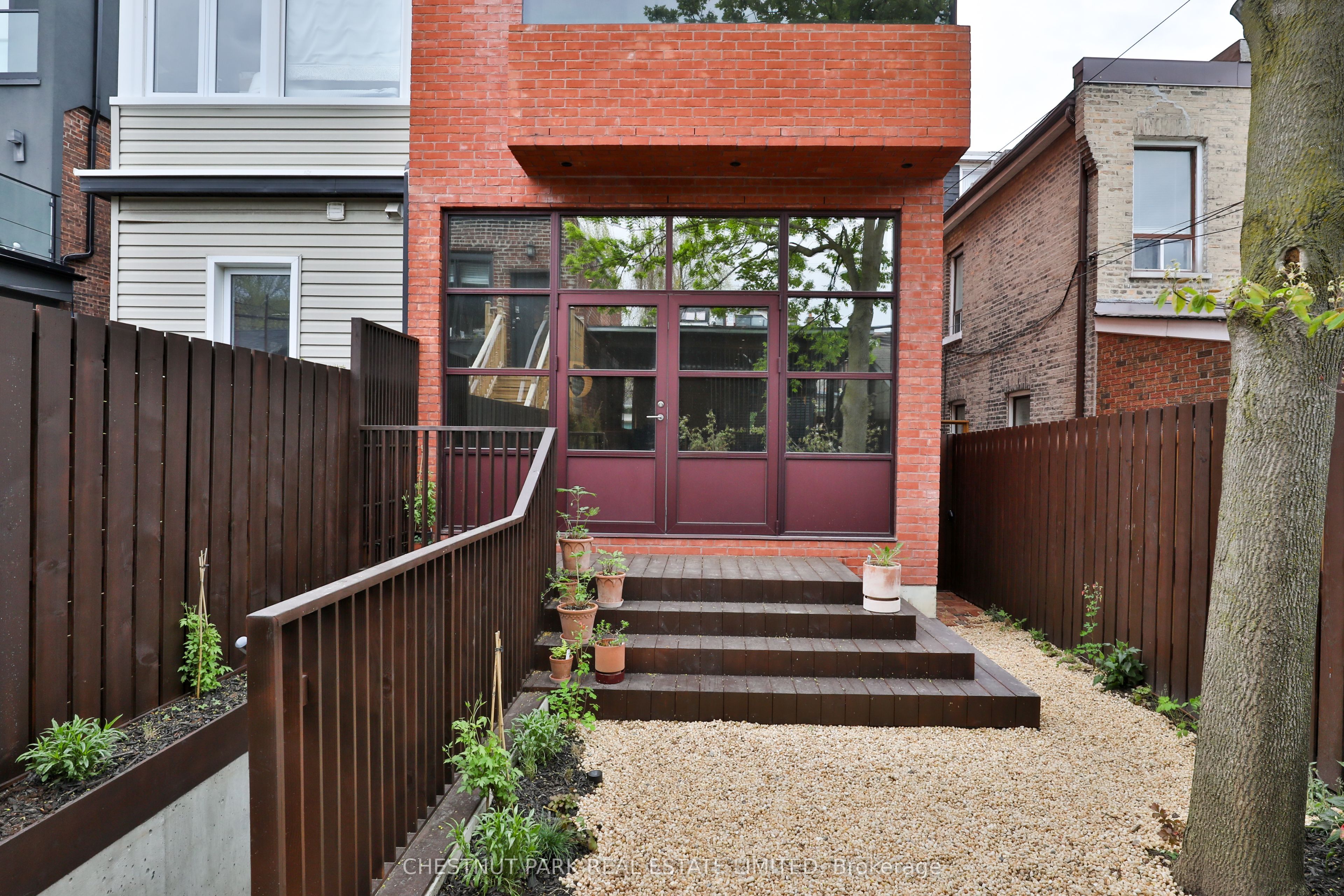 424 Euclid Avenue Property Photo 45