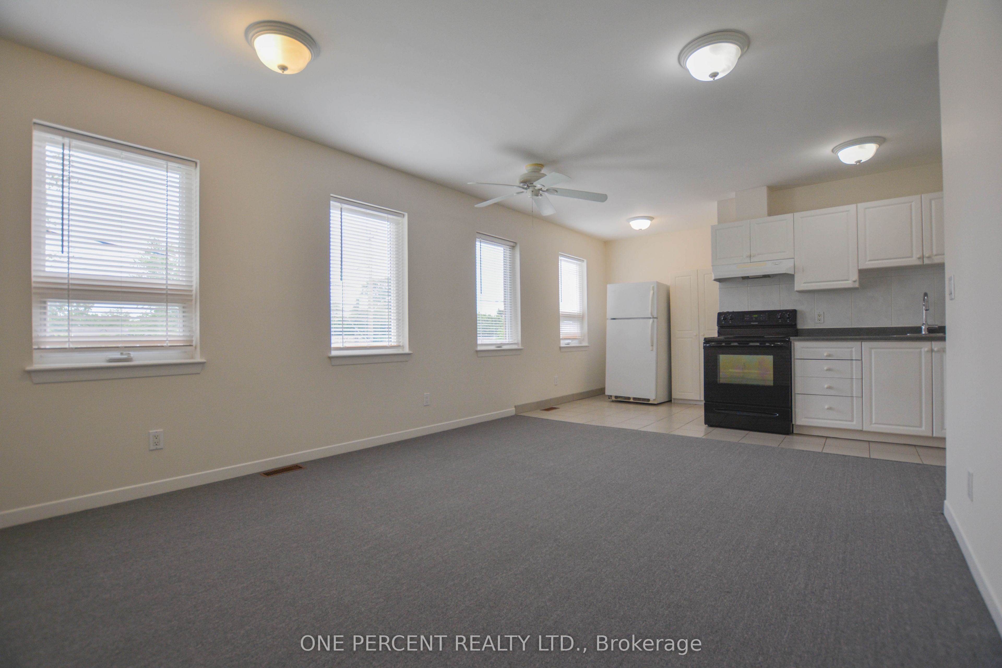 204 Sheppard Avenue W Property Photo 19