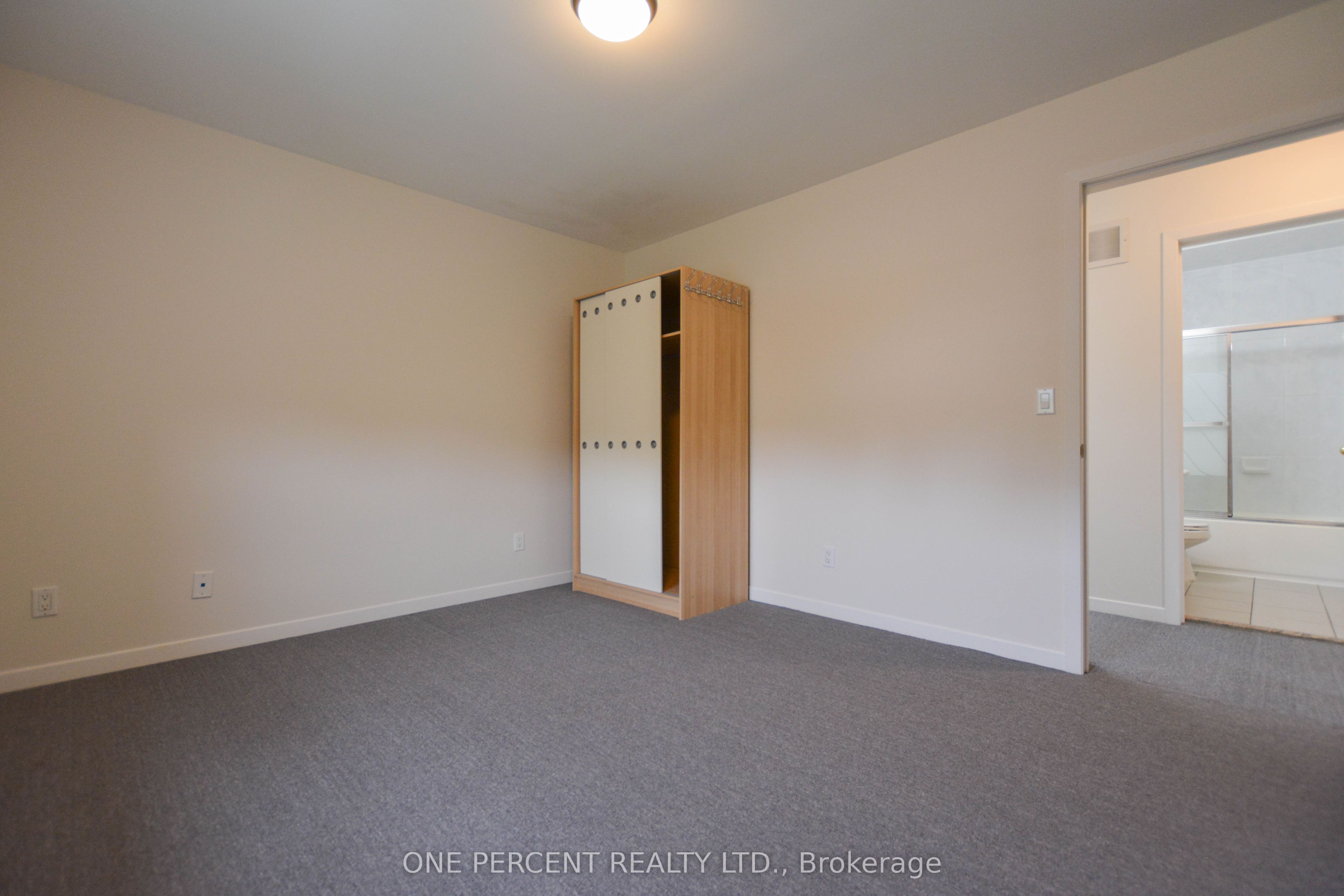 204 Sheppard Avenue W Property Photo 30