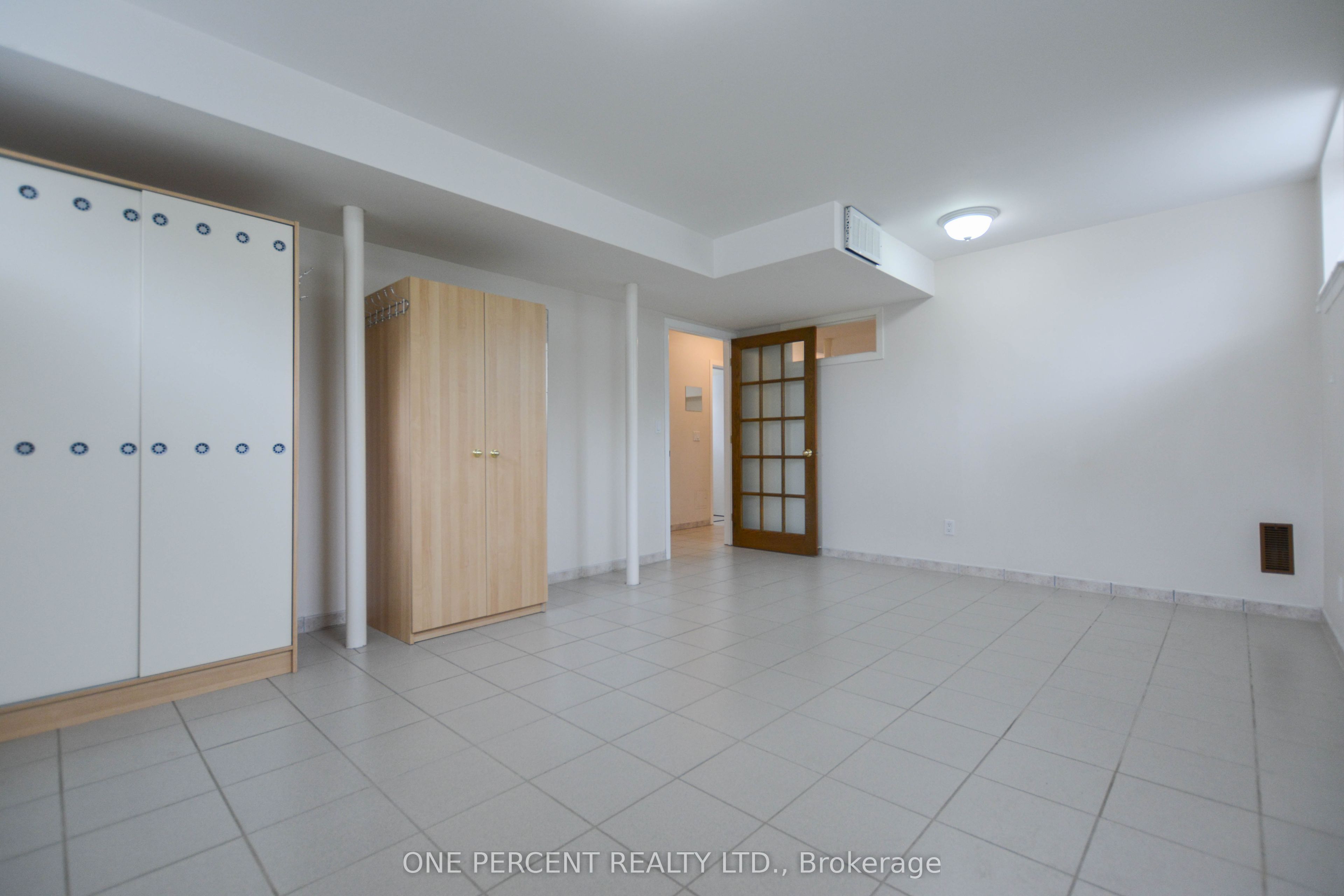 204 Sheppard Avenue W Property Photo 43