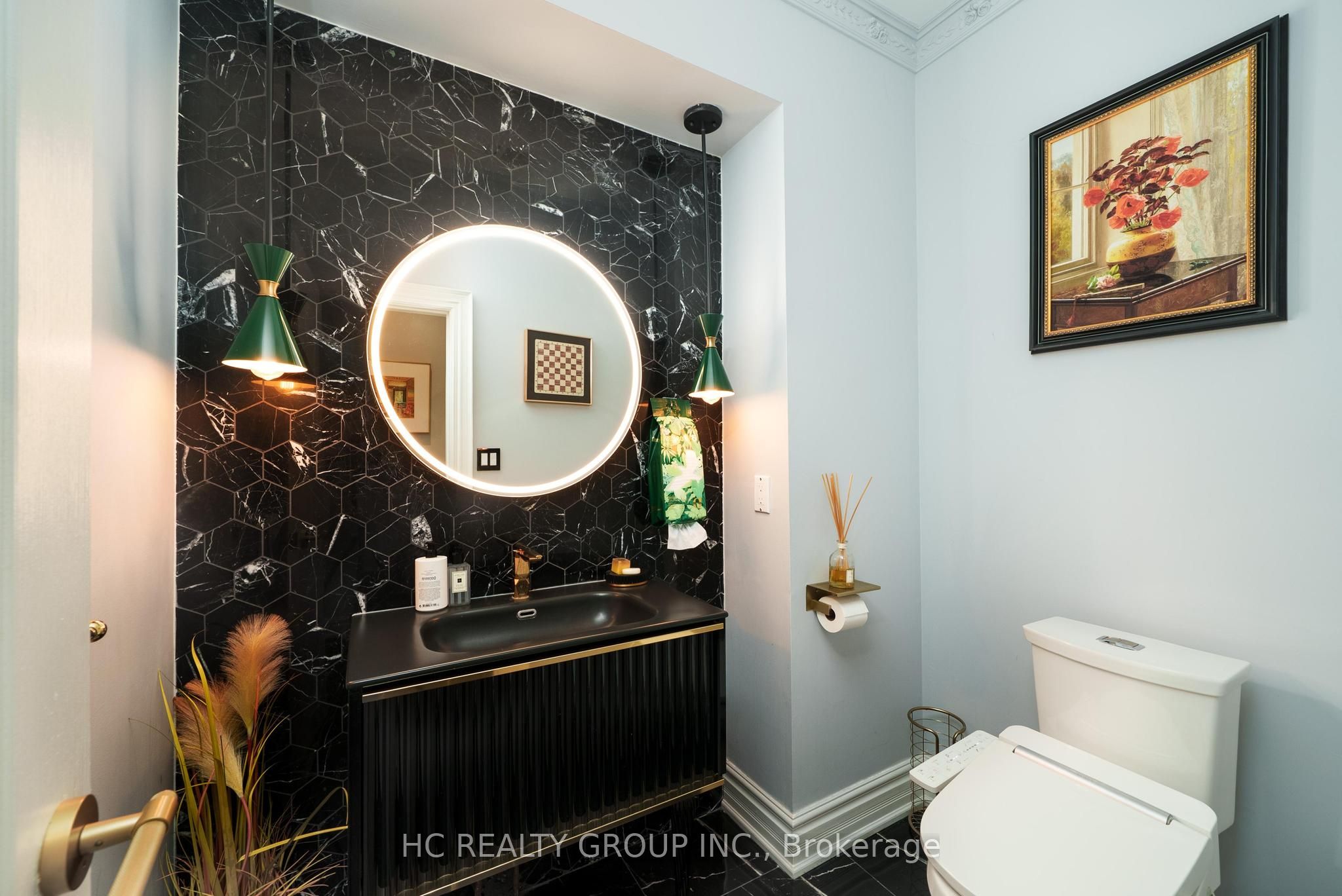 C13808360 Property Photo 14