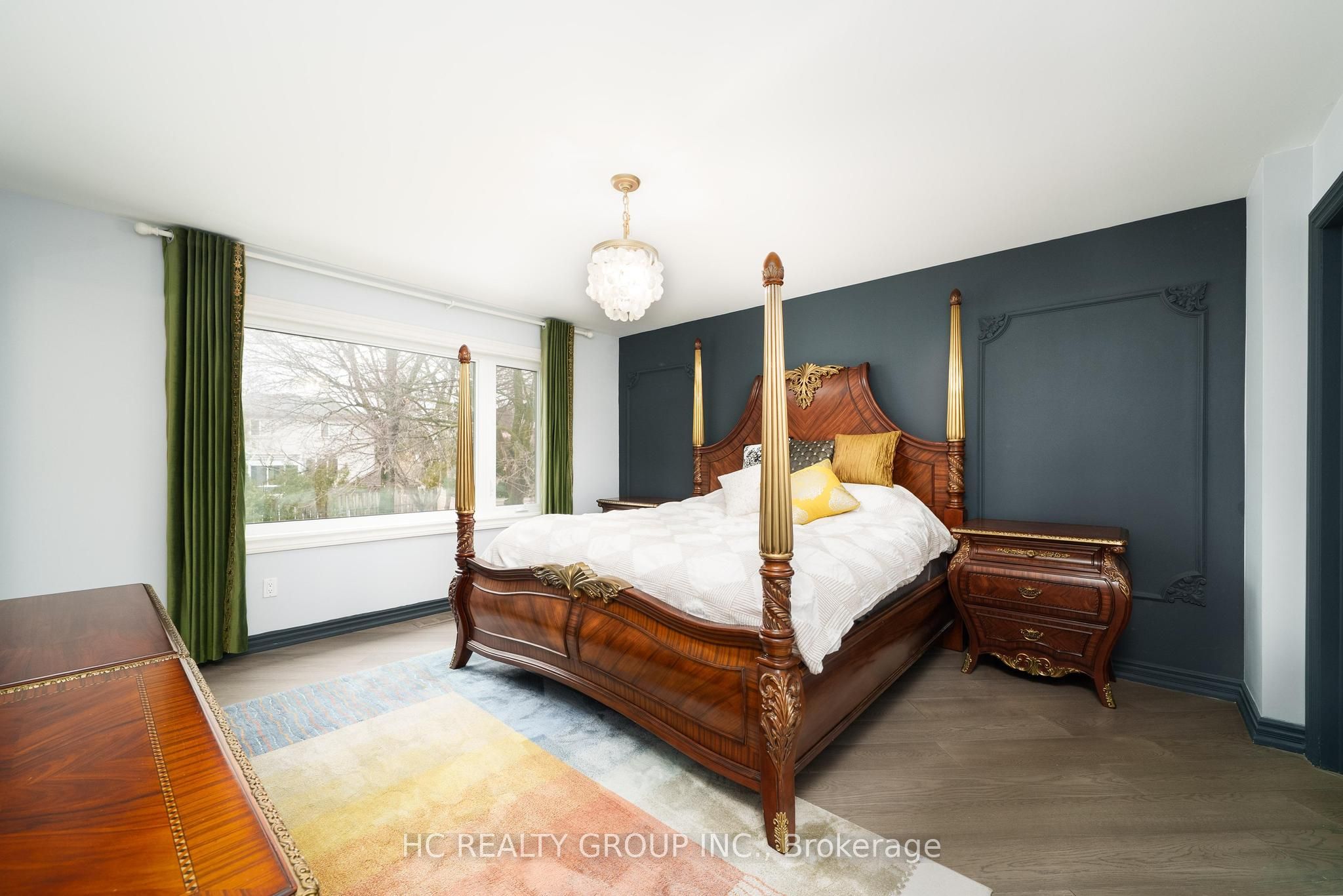 C13808360 Property Photo 30