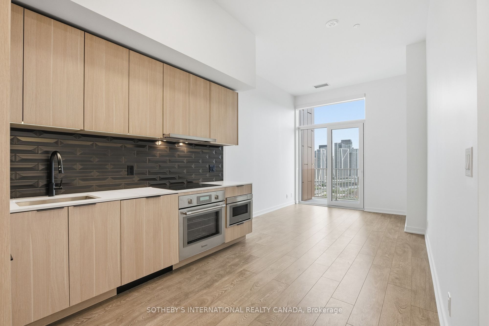 88 Bathurst Street Ph14 Property Photo 3