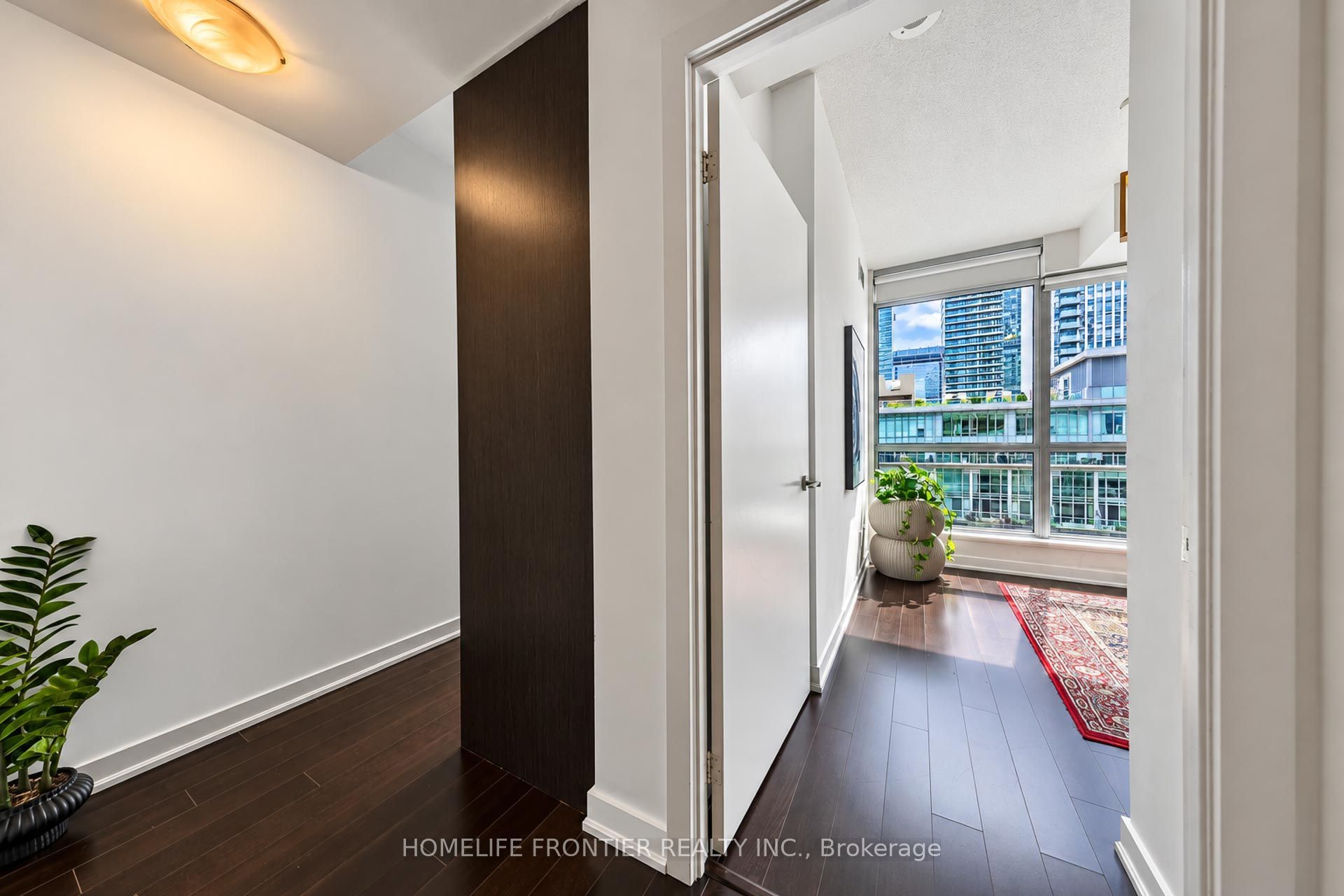 199 Richmond Street W 1404 Property Photo 11