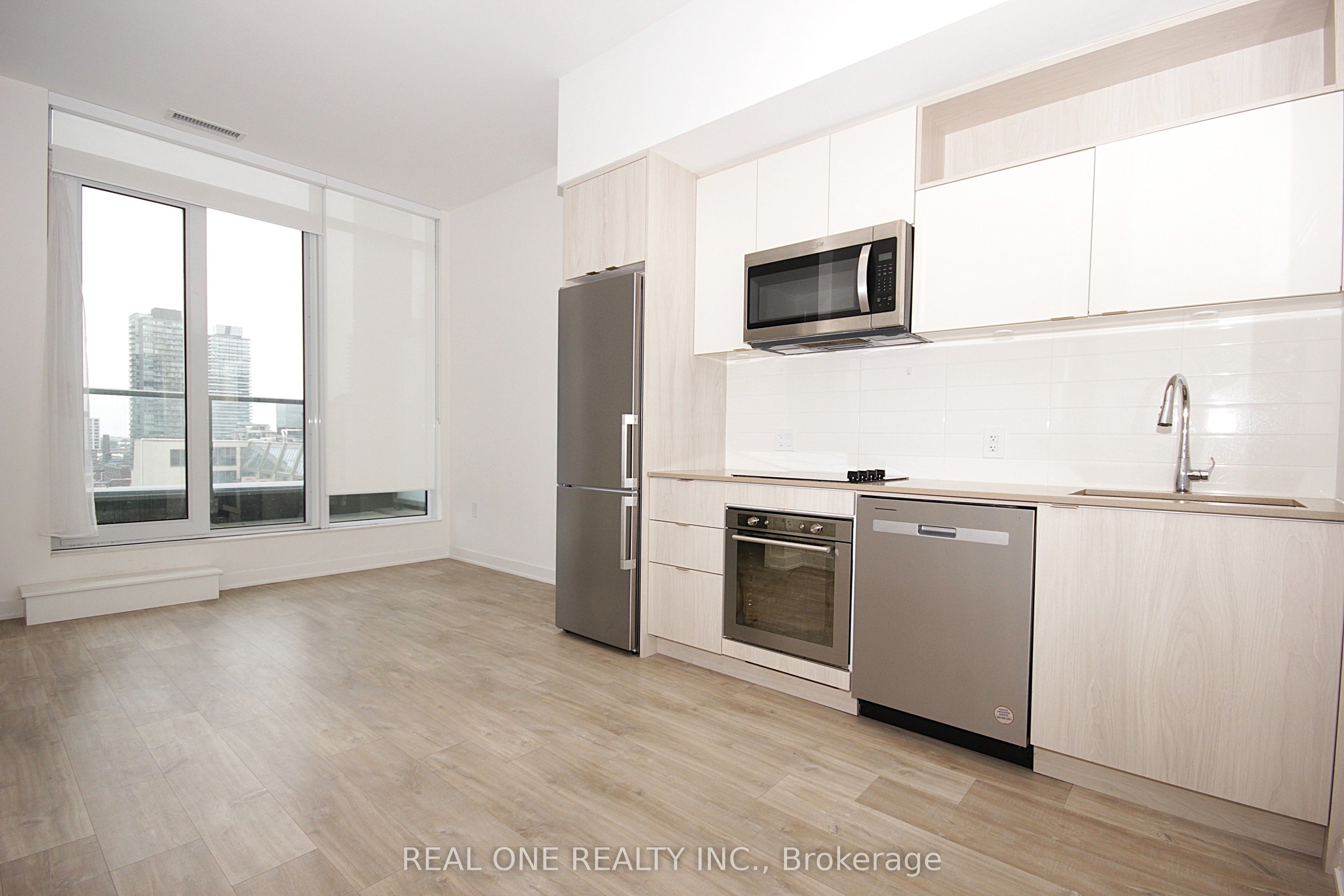 60 Princess Street 1105 Property Photo 5