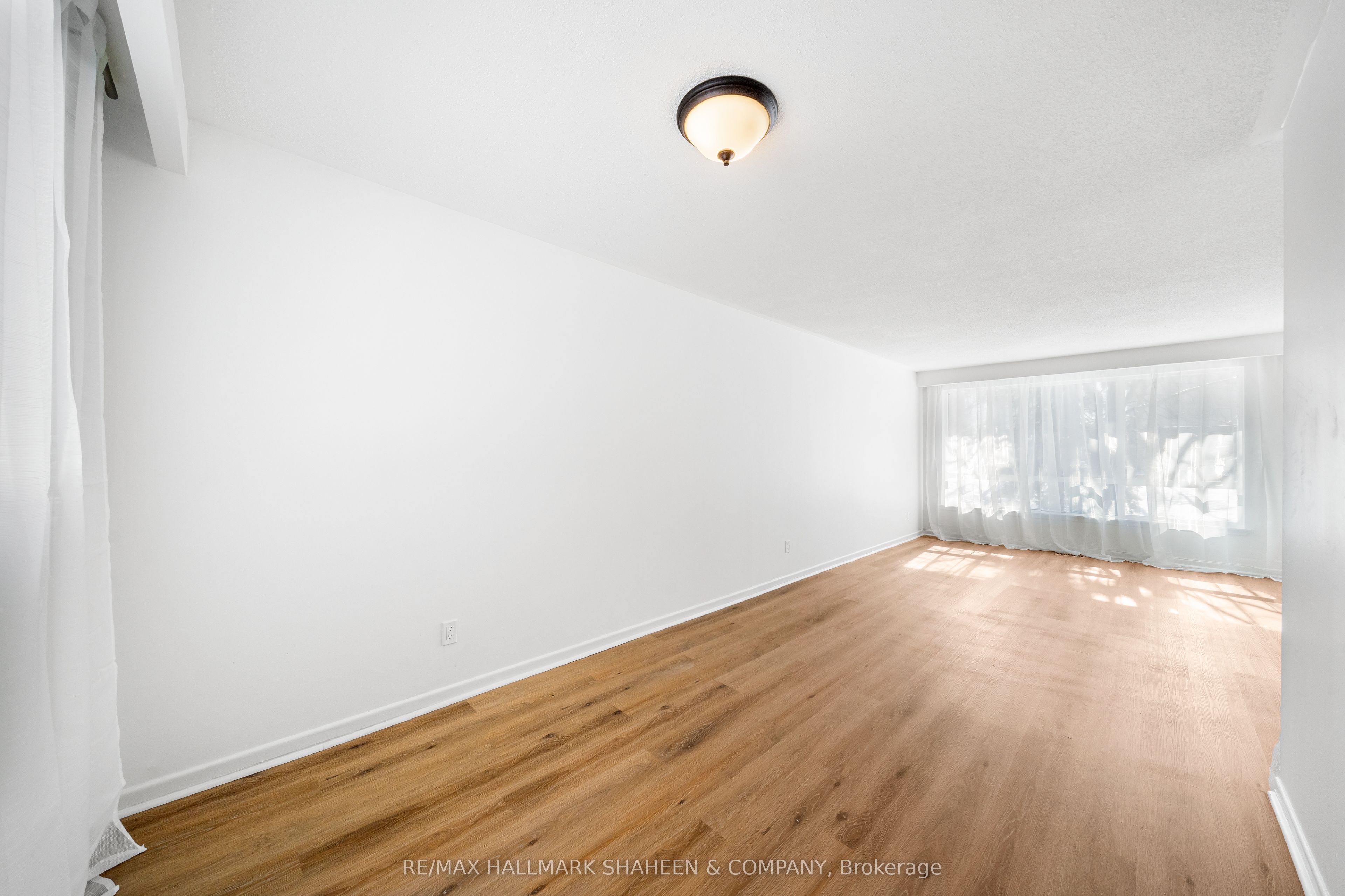 96 Rameau Drive Main Property Photo 16