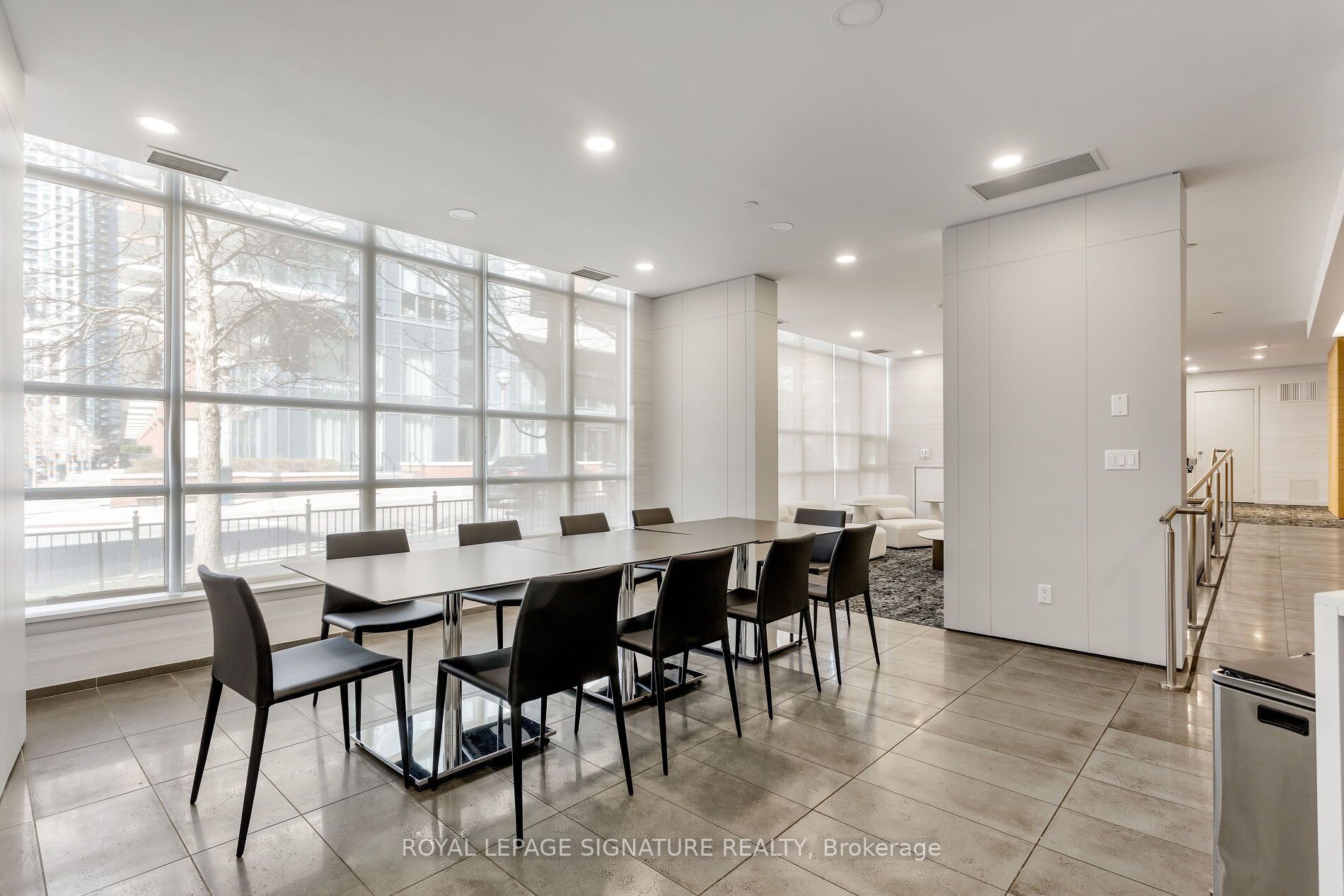 15 Bruyeres Mews 804 Property Photo 26