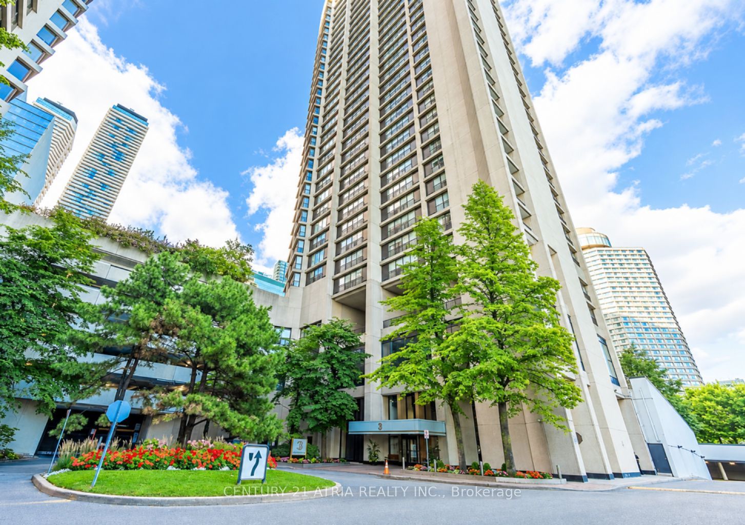 33 Harbour Square 1004 Property Photo 1