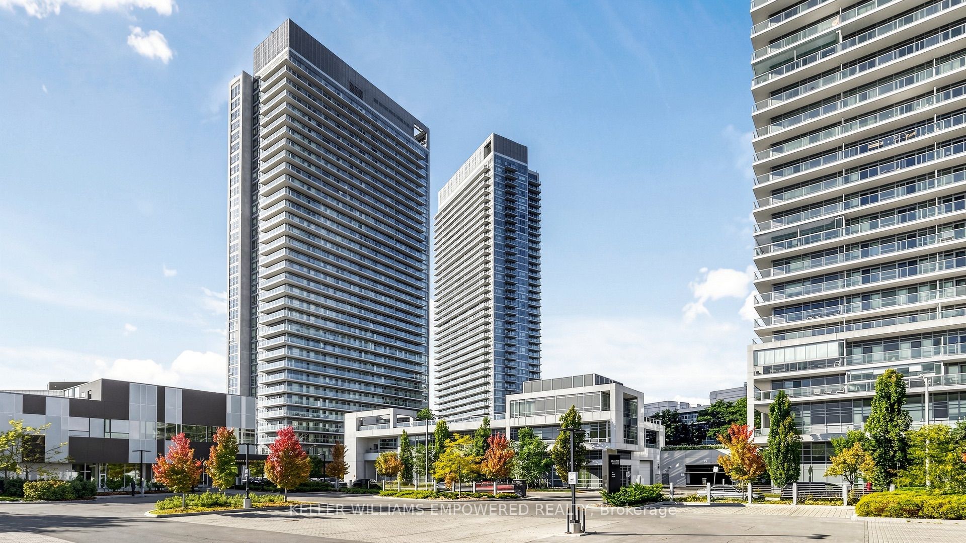 2015 Sheppard Avenue E 807 Property Photo 1